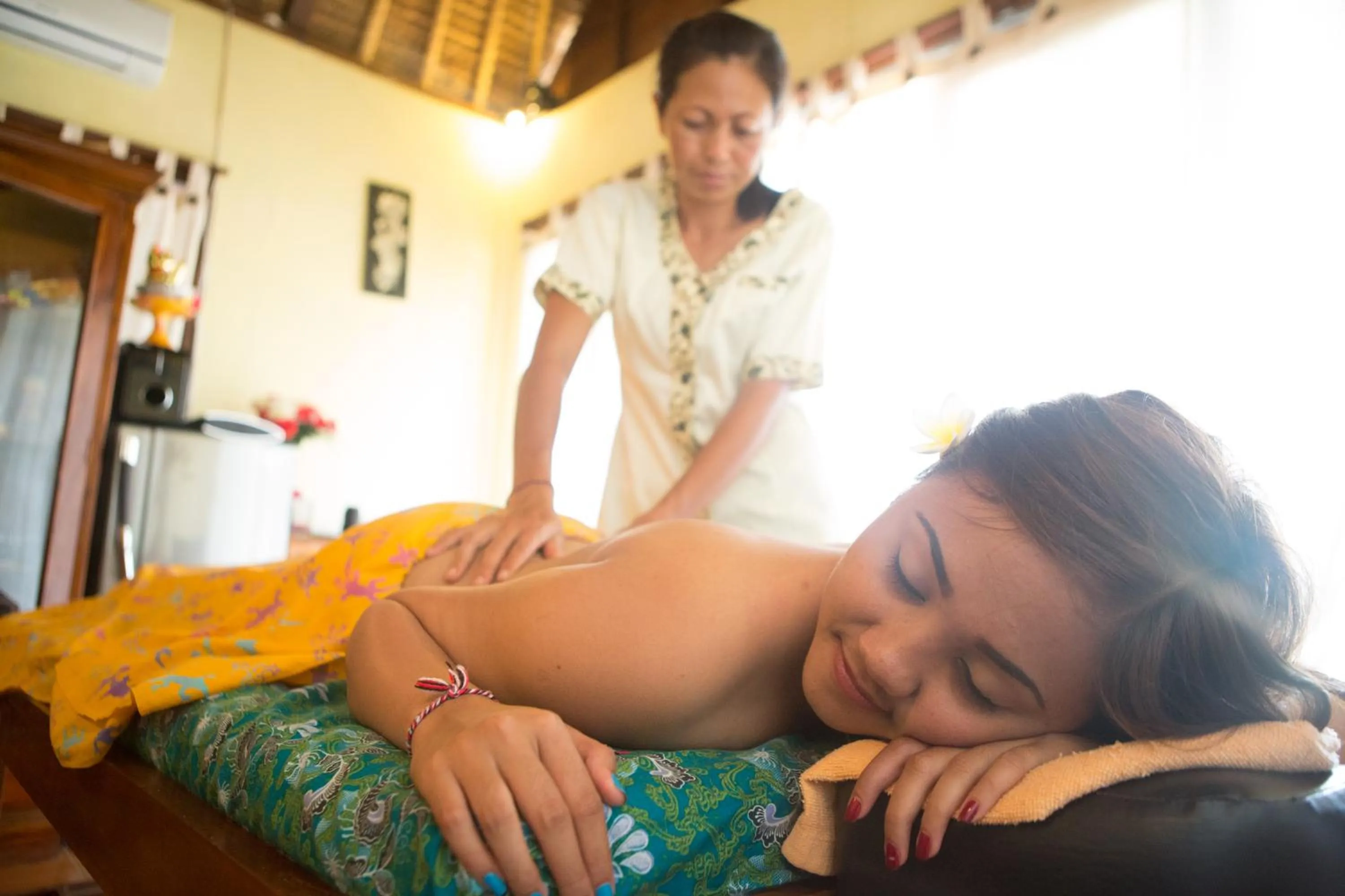 Massage in D'Coin Lembongan