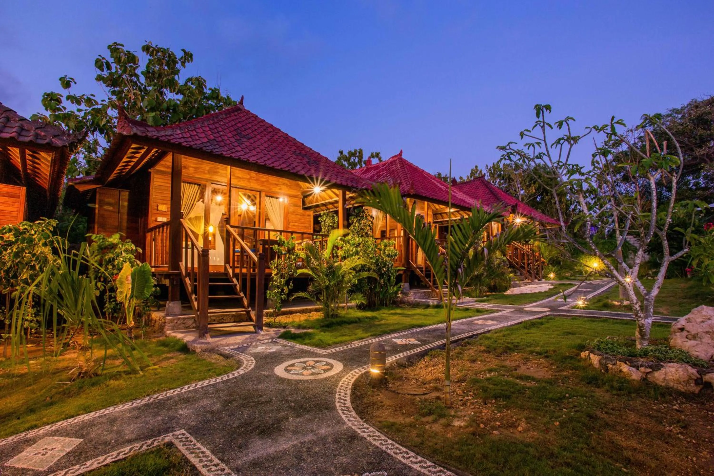 Property building in D'Coin Lembongan