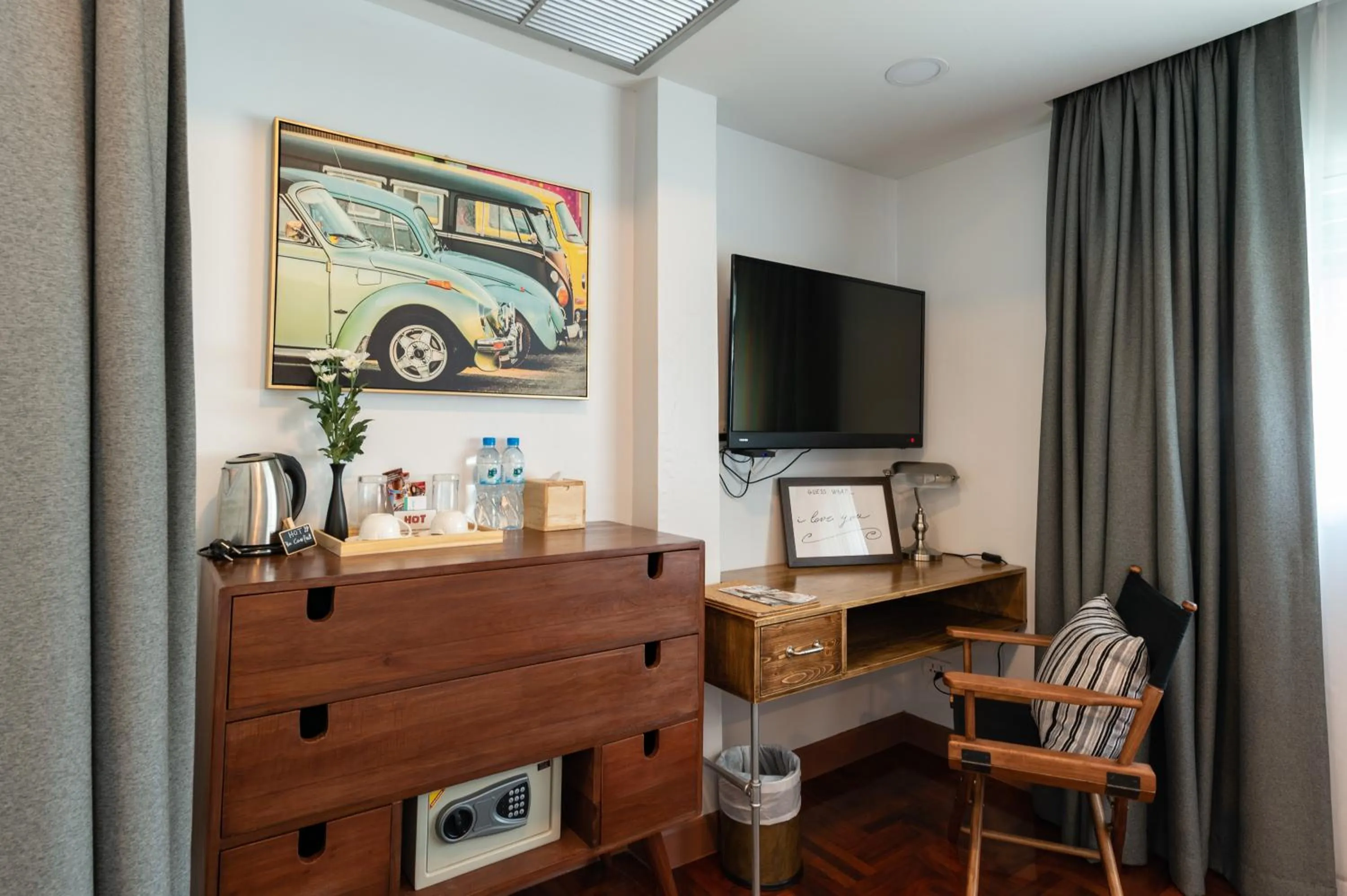 TV and multimedia in Maneeya Park Residence