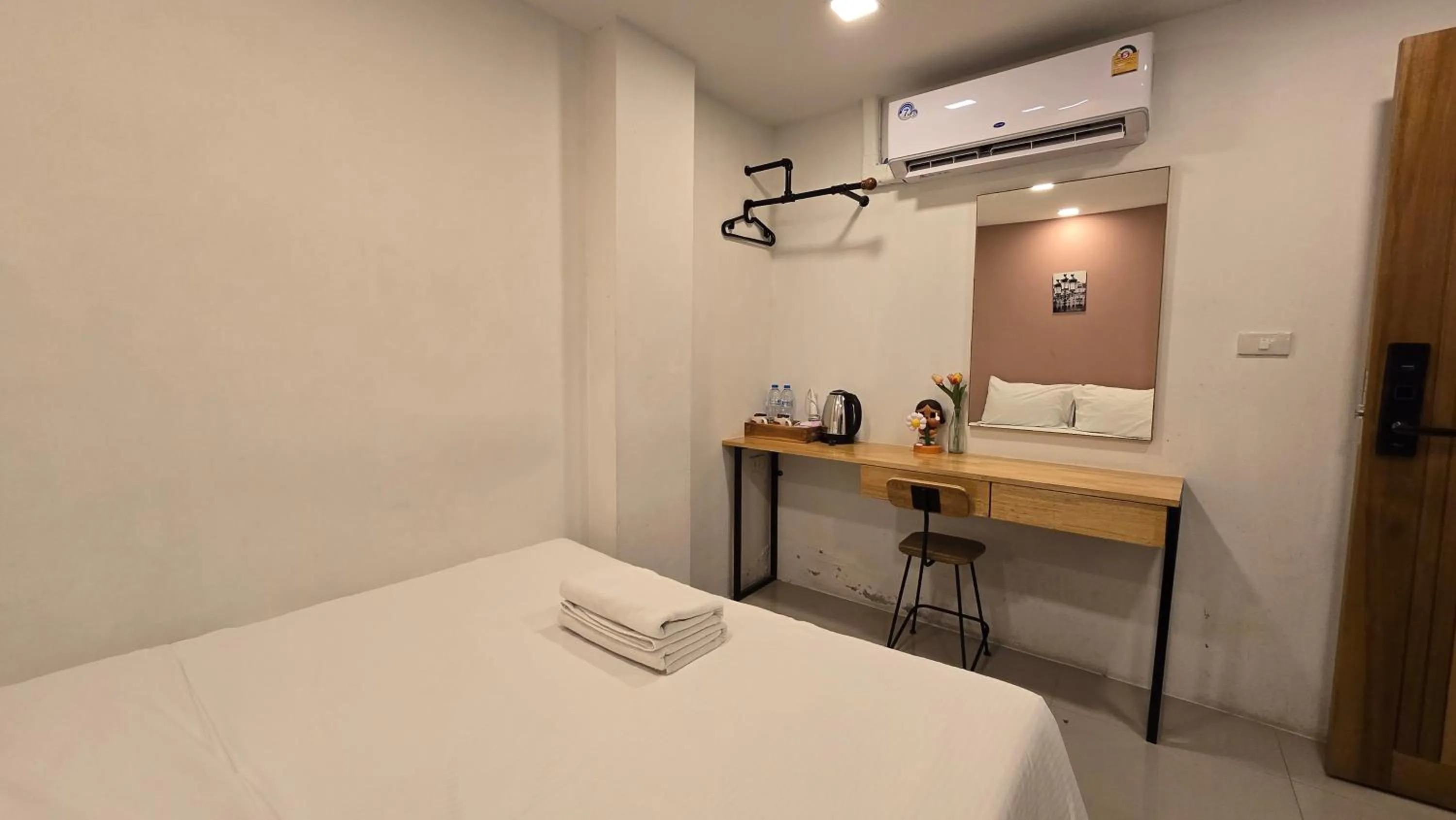 air conditioner in Sleepstation at Pratunam