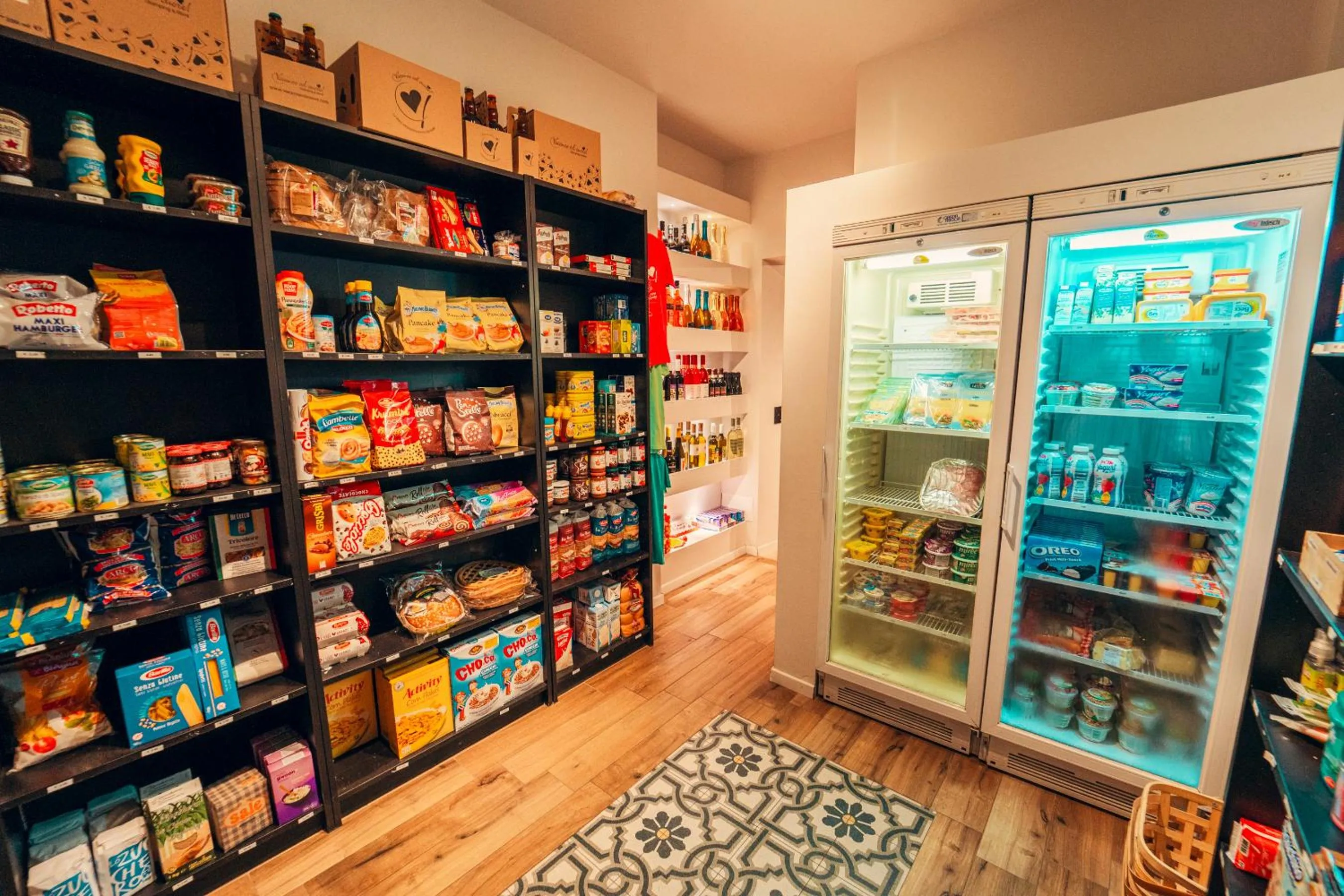 On-site shops in Park Residence Il Gabbiano