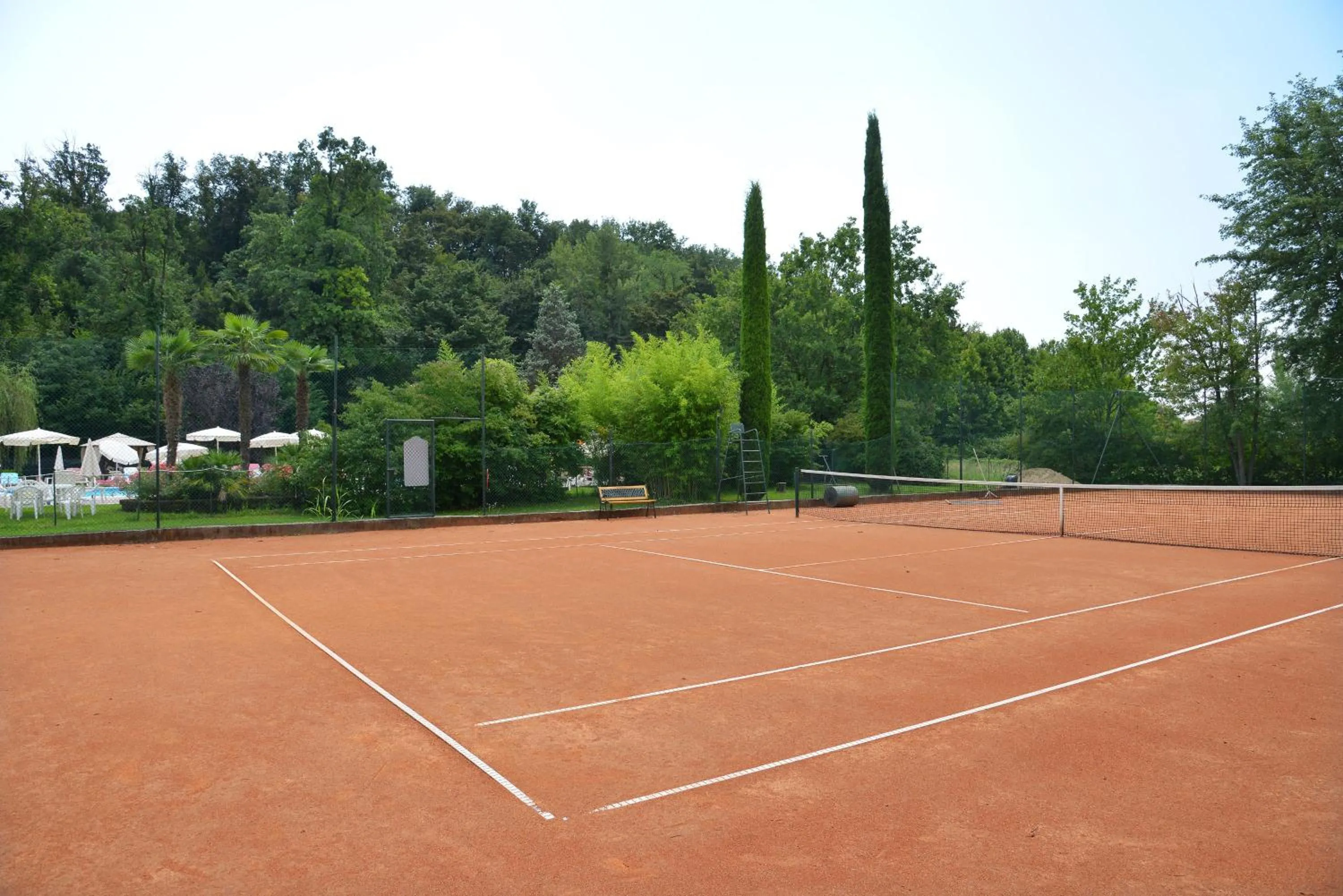 Tennis court in Park Residence Il Gabbiano