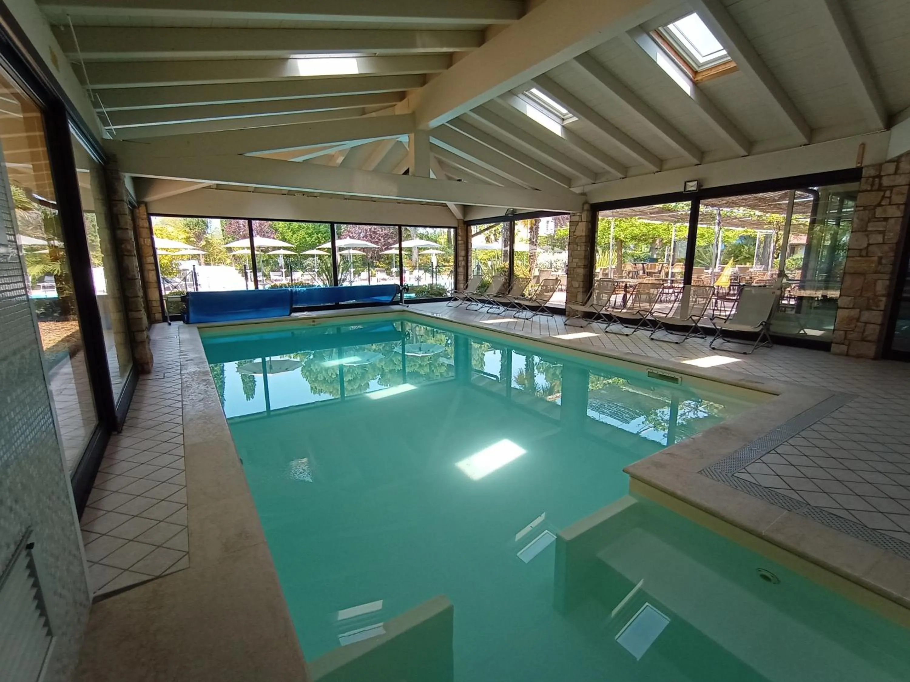 Swimming pool in Park Residence Il Gabbiano