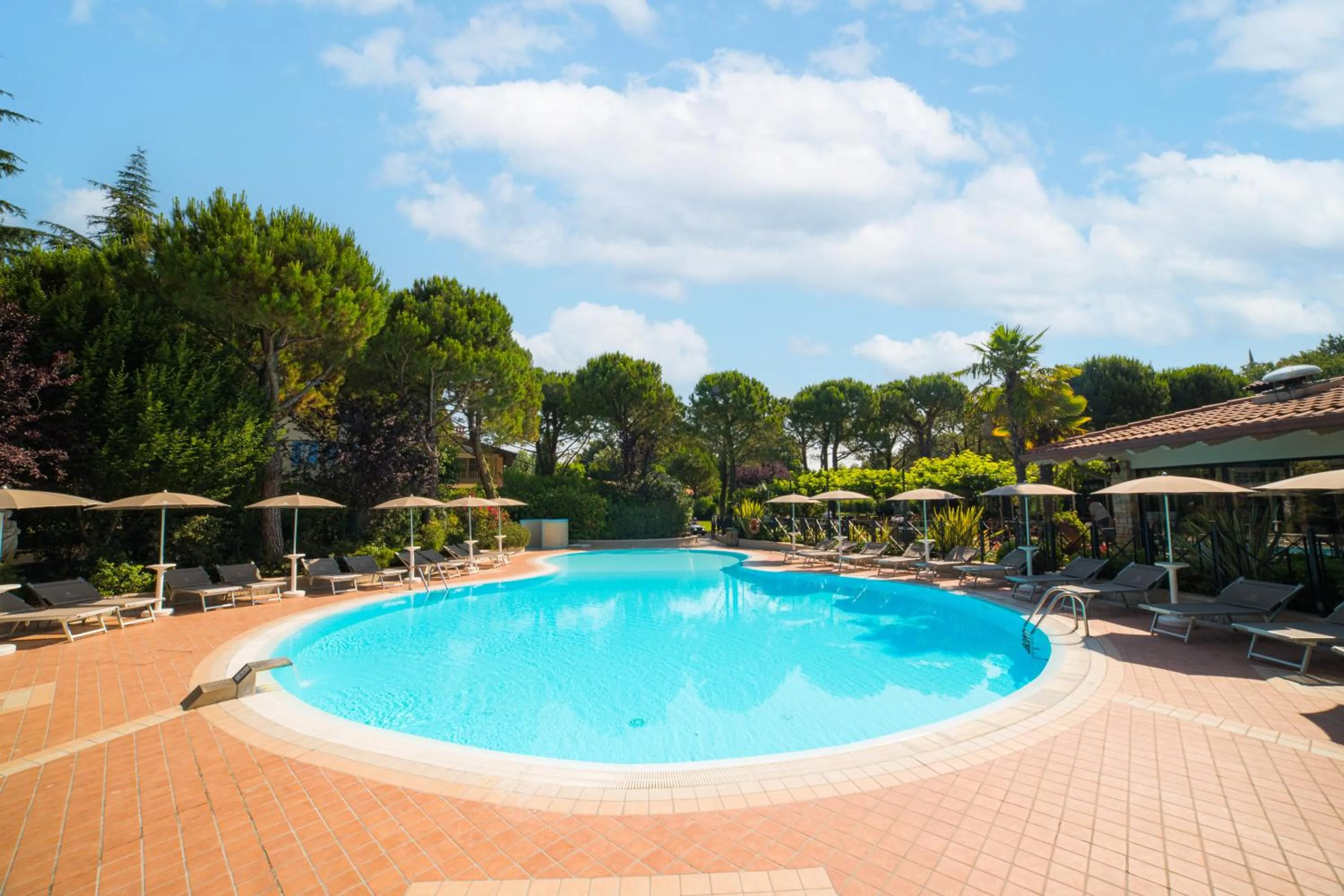 Swimming pool in Park Residence Il Gabbiano
