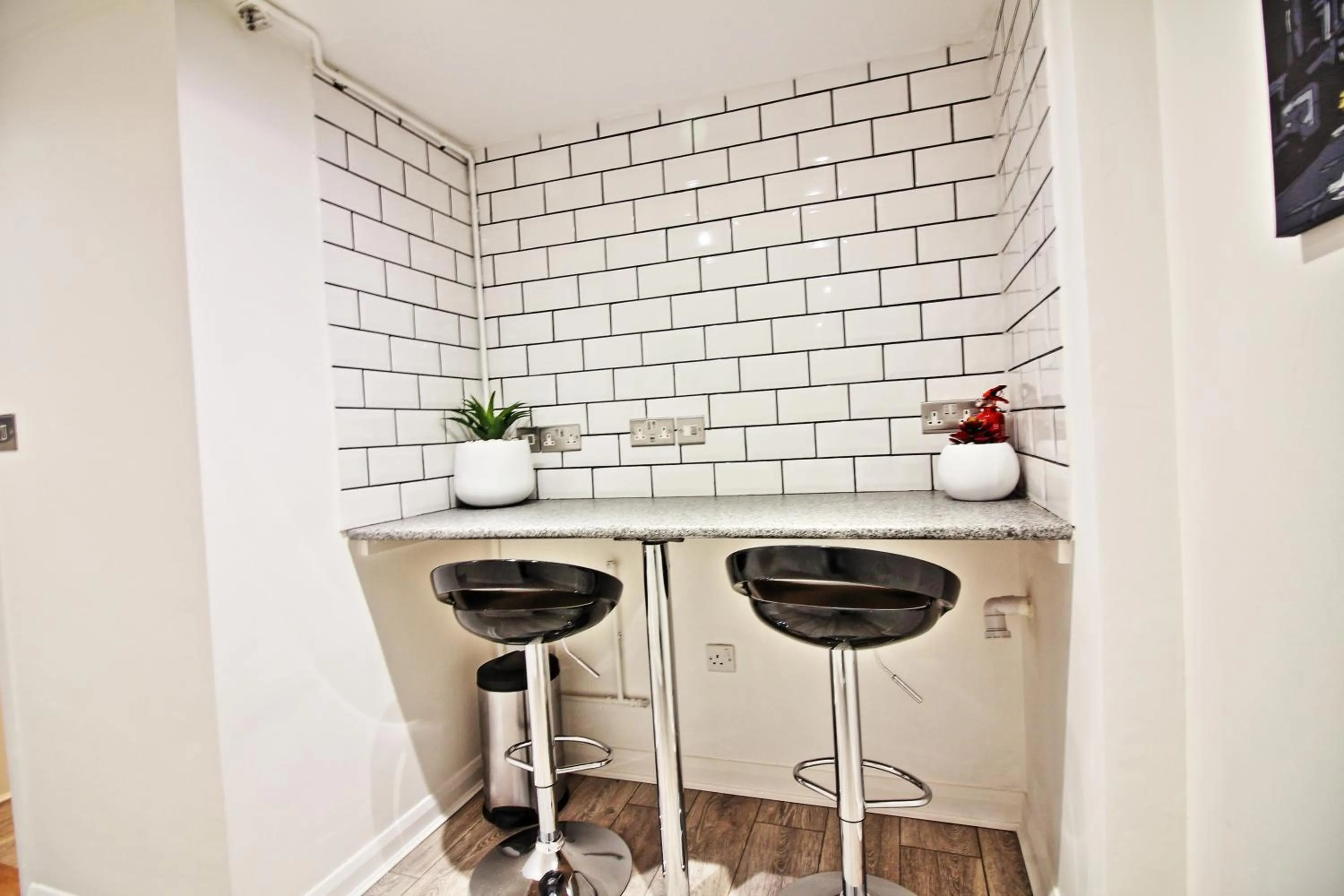 Dining area in Star Apartment Ipswich, A Hidden Gem near the Waterfront