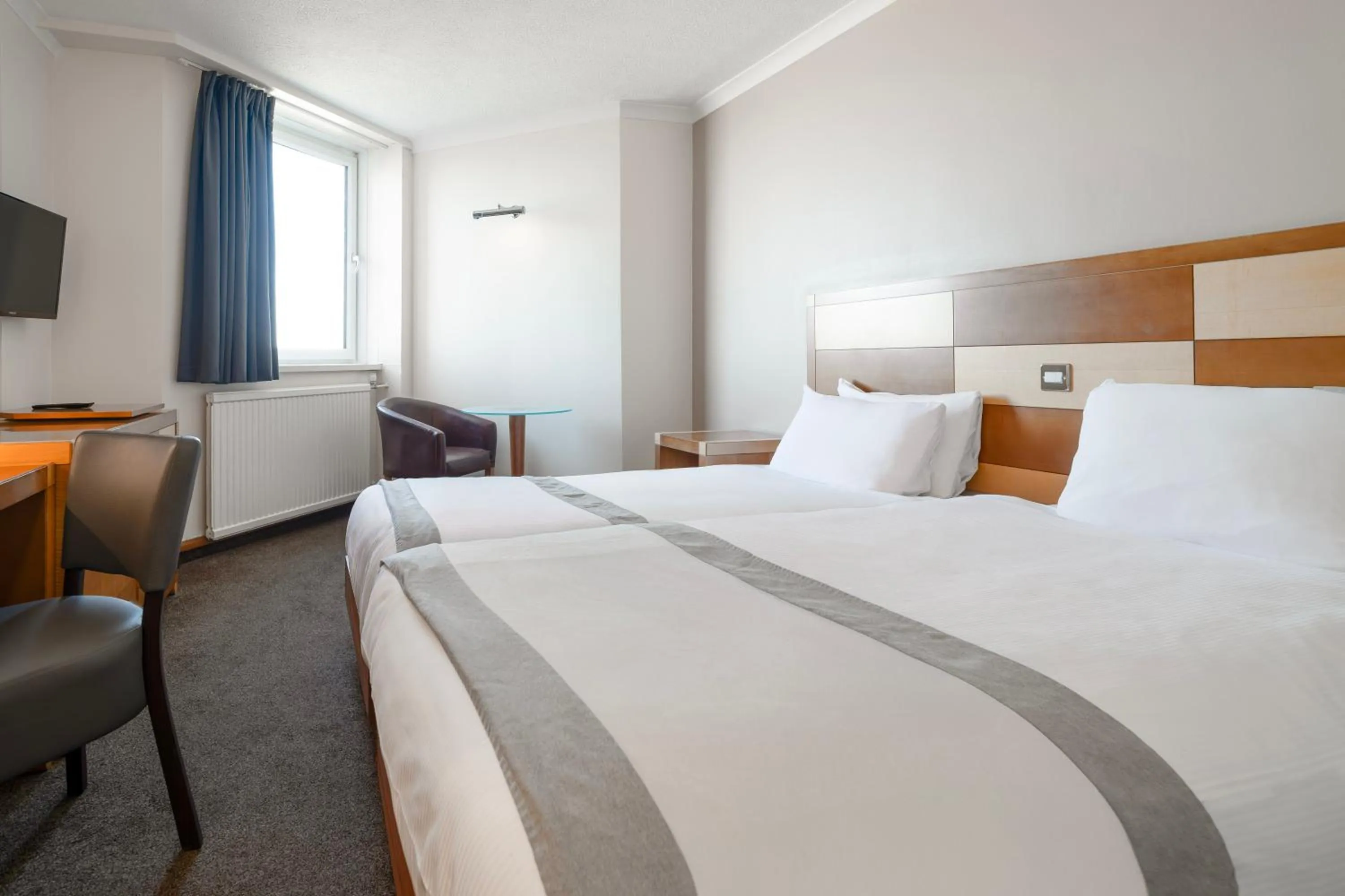 Bedroom, Bed in Grand Hotel Blackpool