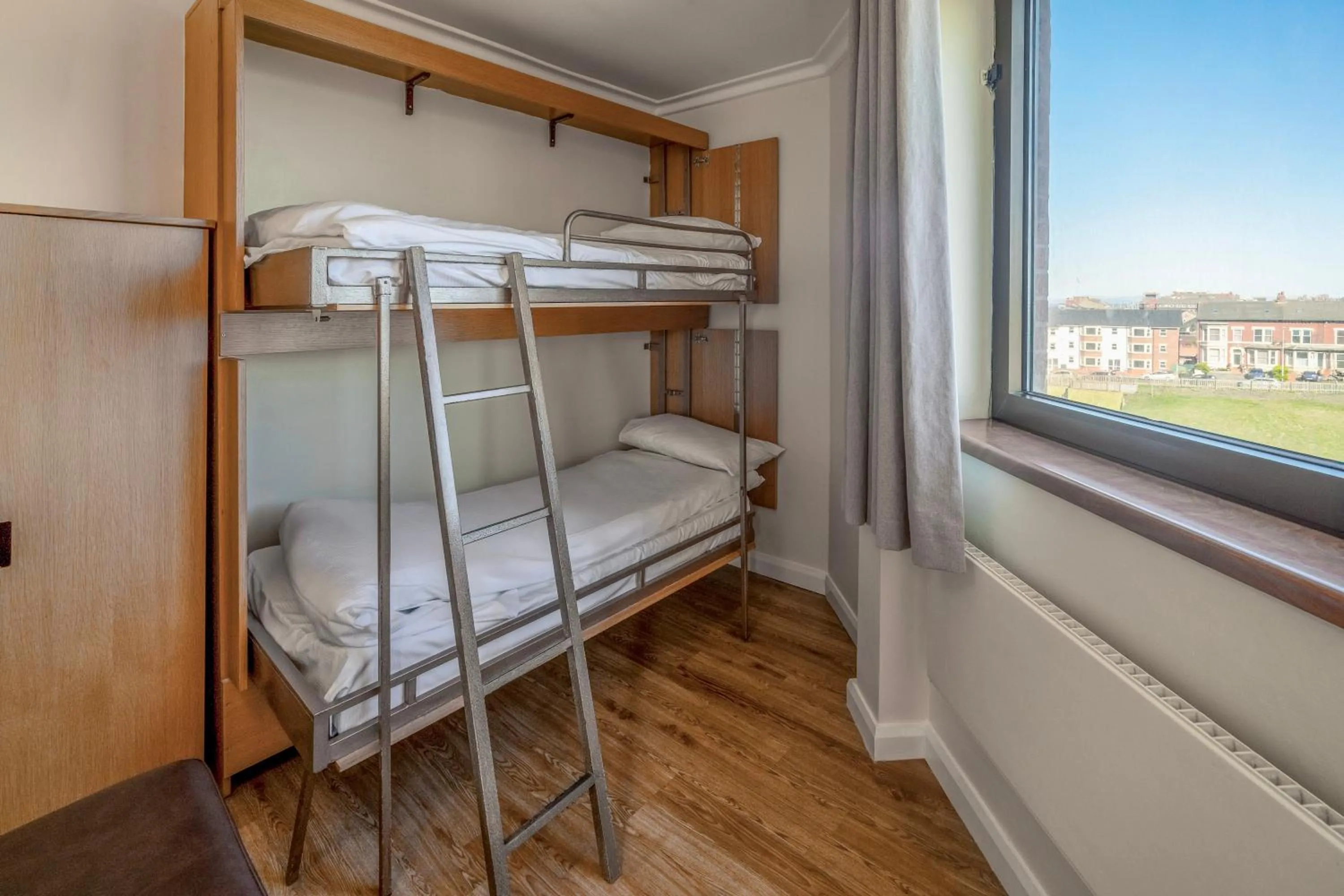 Bedroom, Bed in Grand Hotel Blackpool