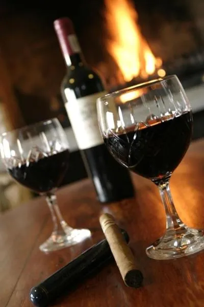 Evening entertainment in Agulhas Country Lodge