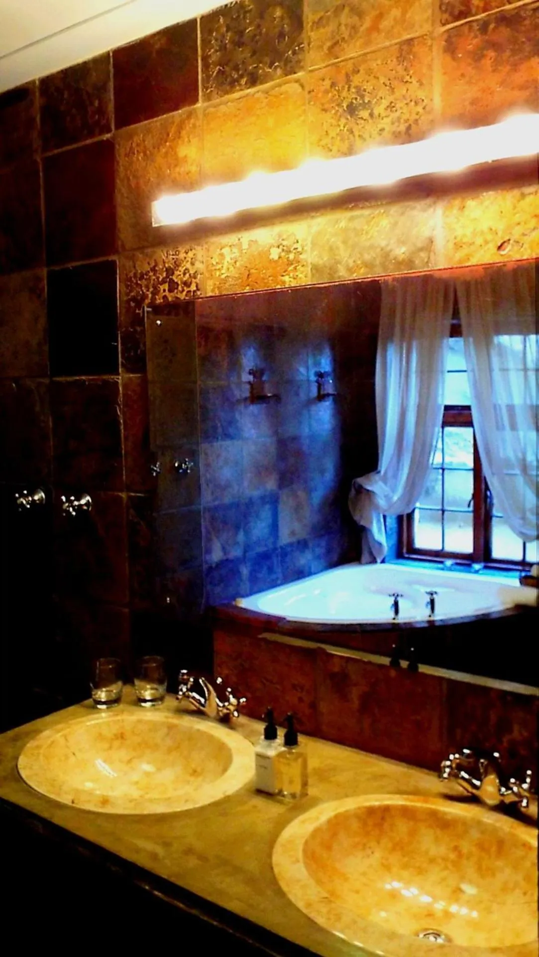 Day in Agulhas Country Lodge