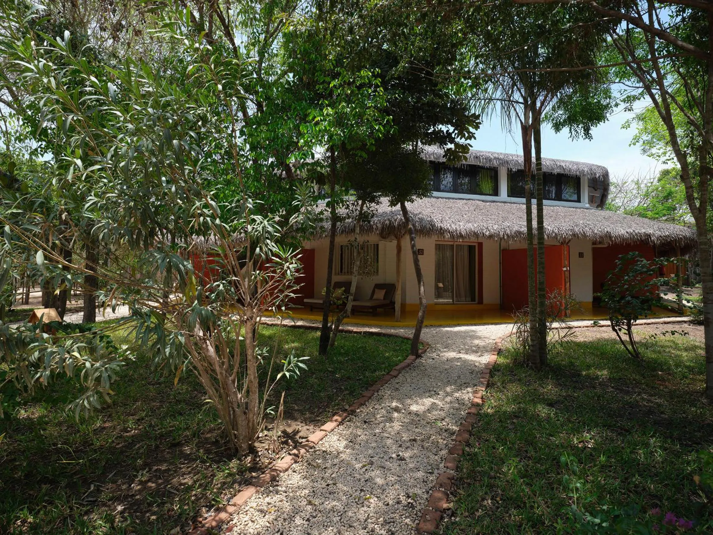 Garden in Antsanitia Resort