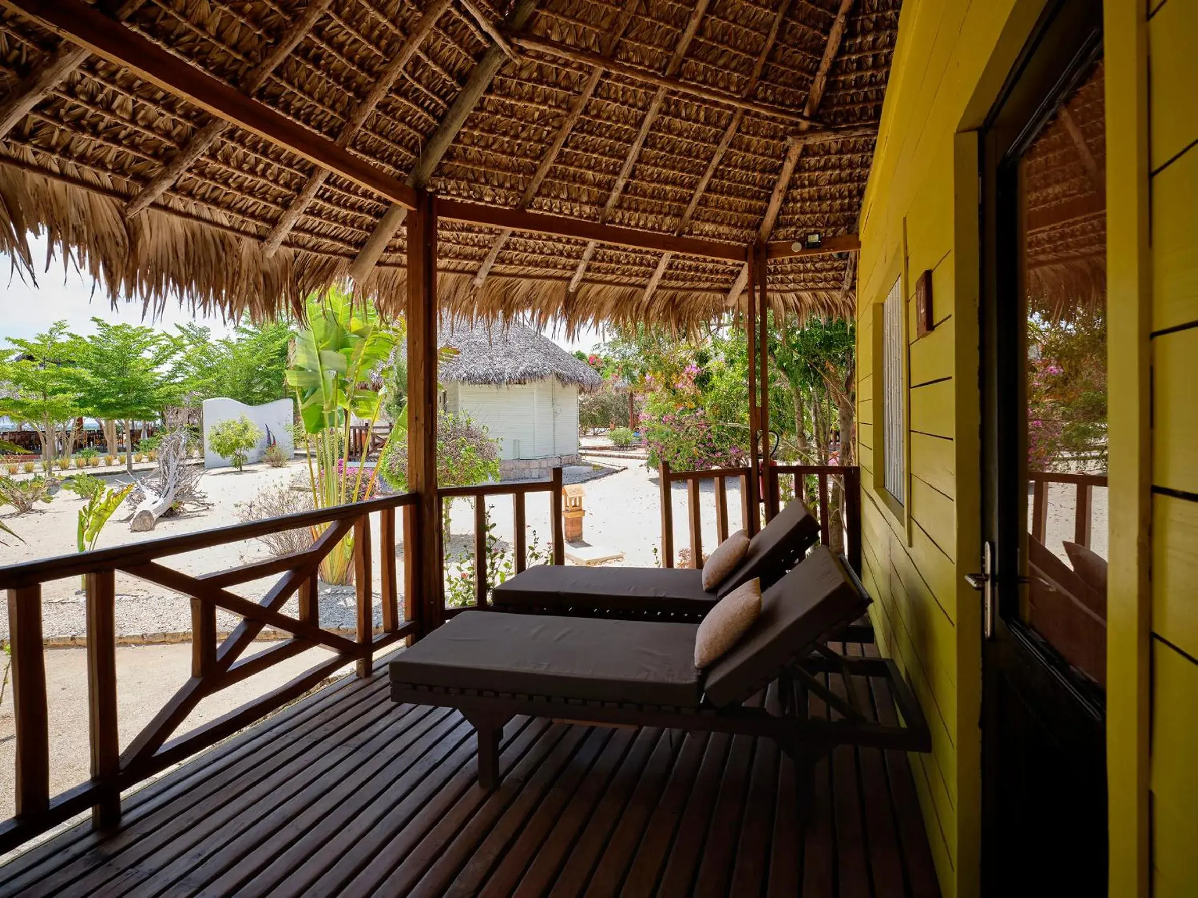 Bungalow – Vue Mer in Antsanitia Resort Bungalow – Vue Mer in Antsanitia Resort