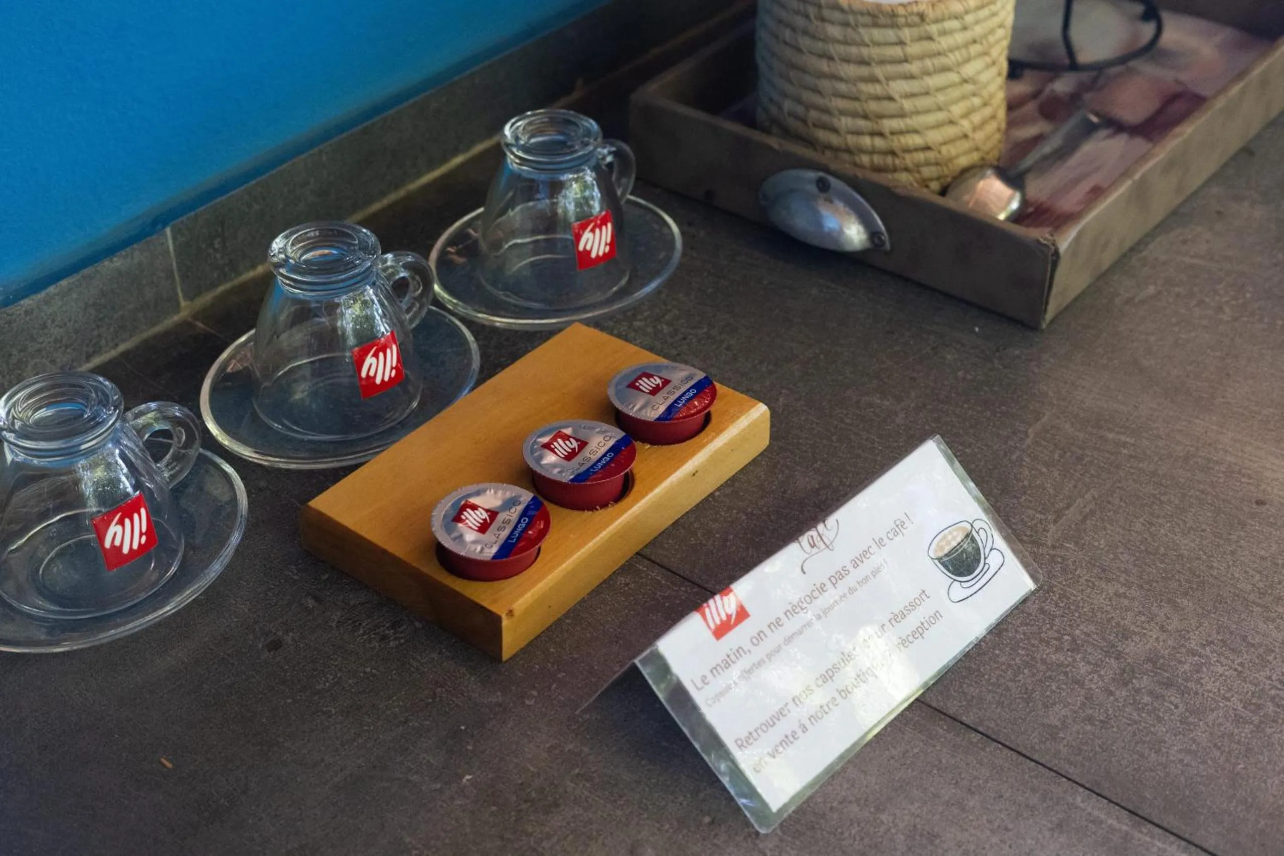 Coffee/tea facilities in Antsanitia Resort