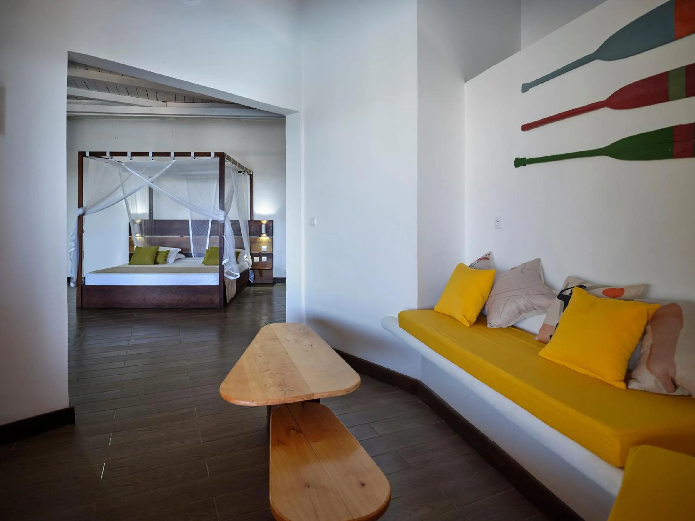 Living room, Bed in Antsanitia Resort