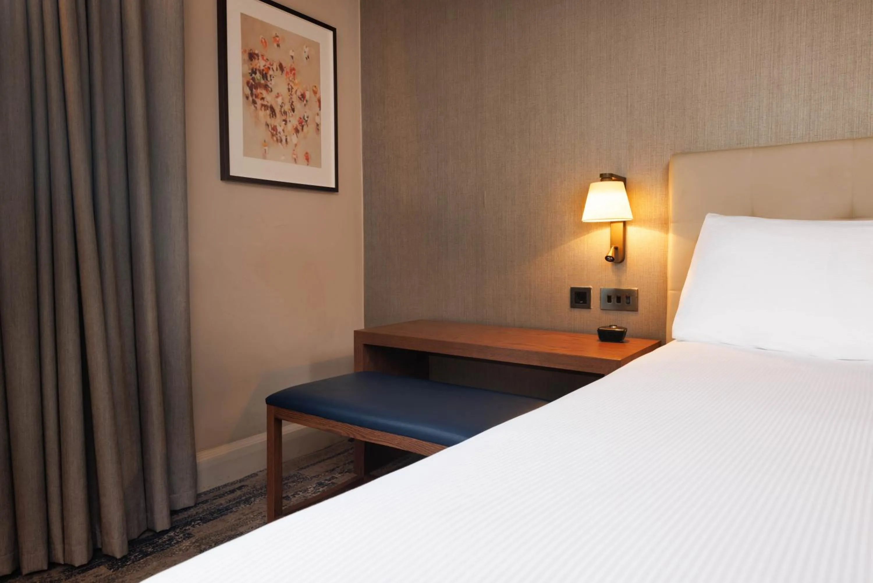 Bedroom, Bed in Hilton Leeds City