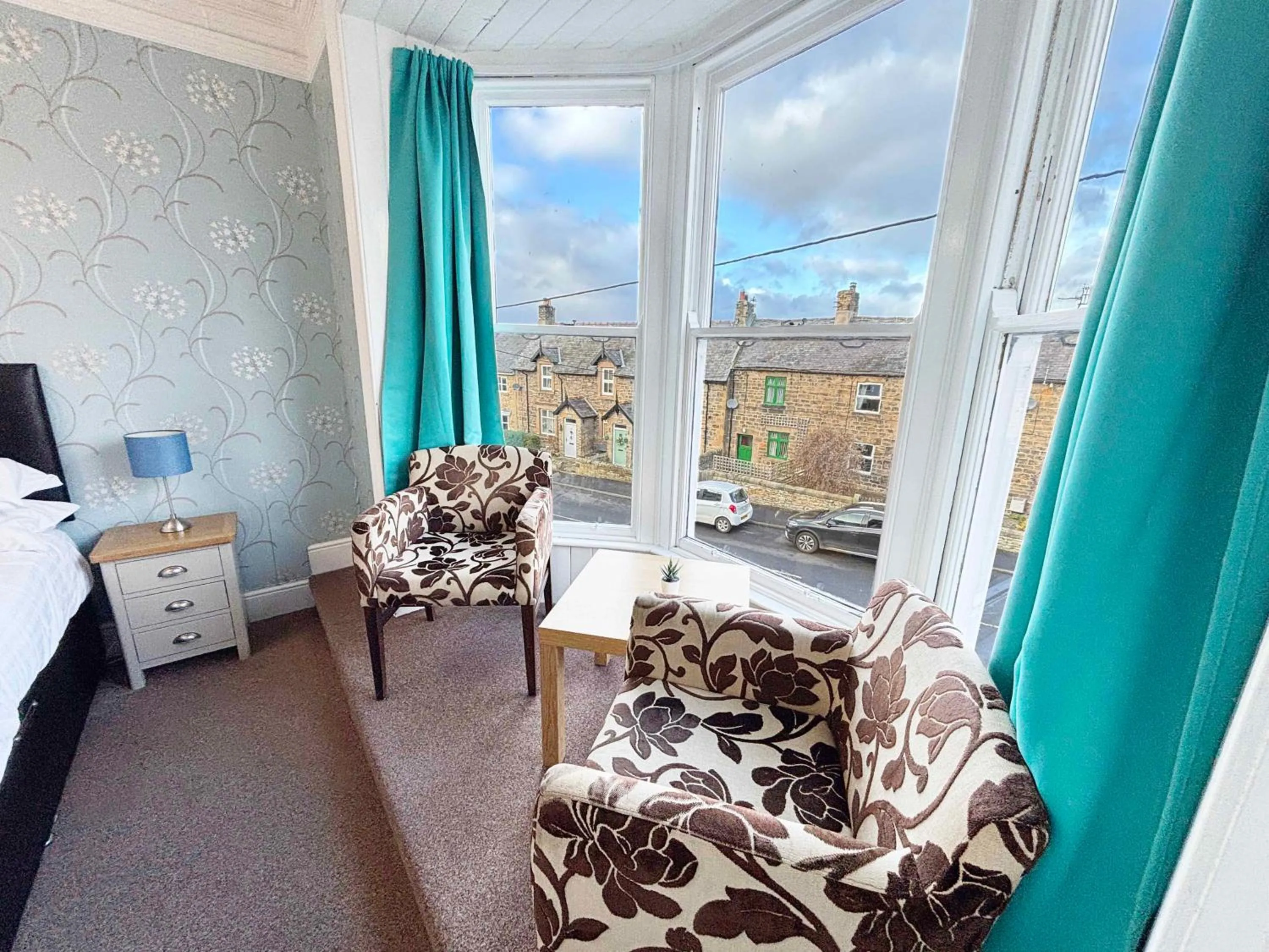 Bed in The Queens Arms Hotel Acomb