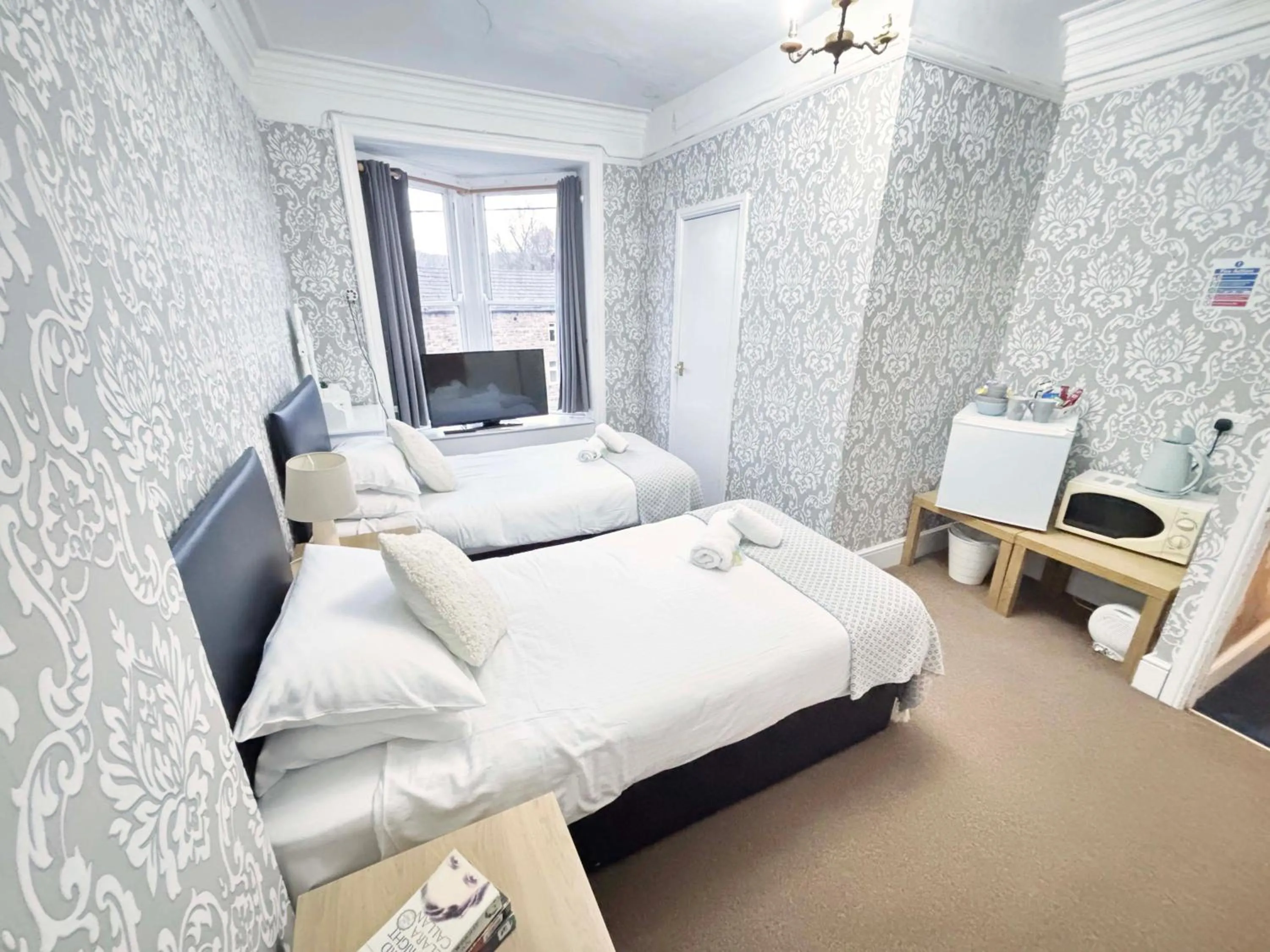 Bed in The Queens Arms Hotel Acomb