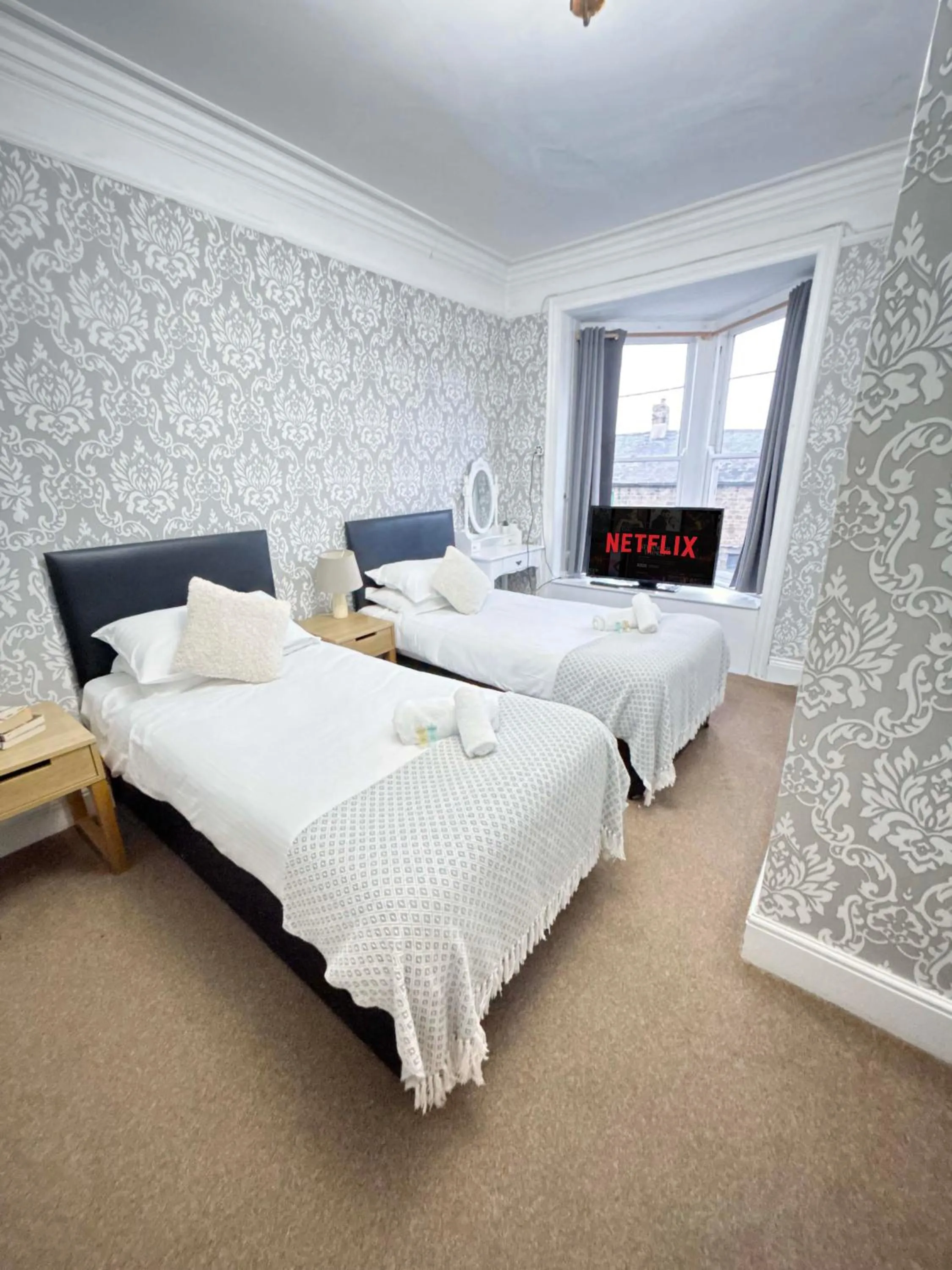 Bed in The Queens Arms Hotel Acomb