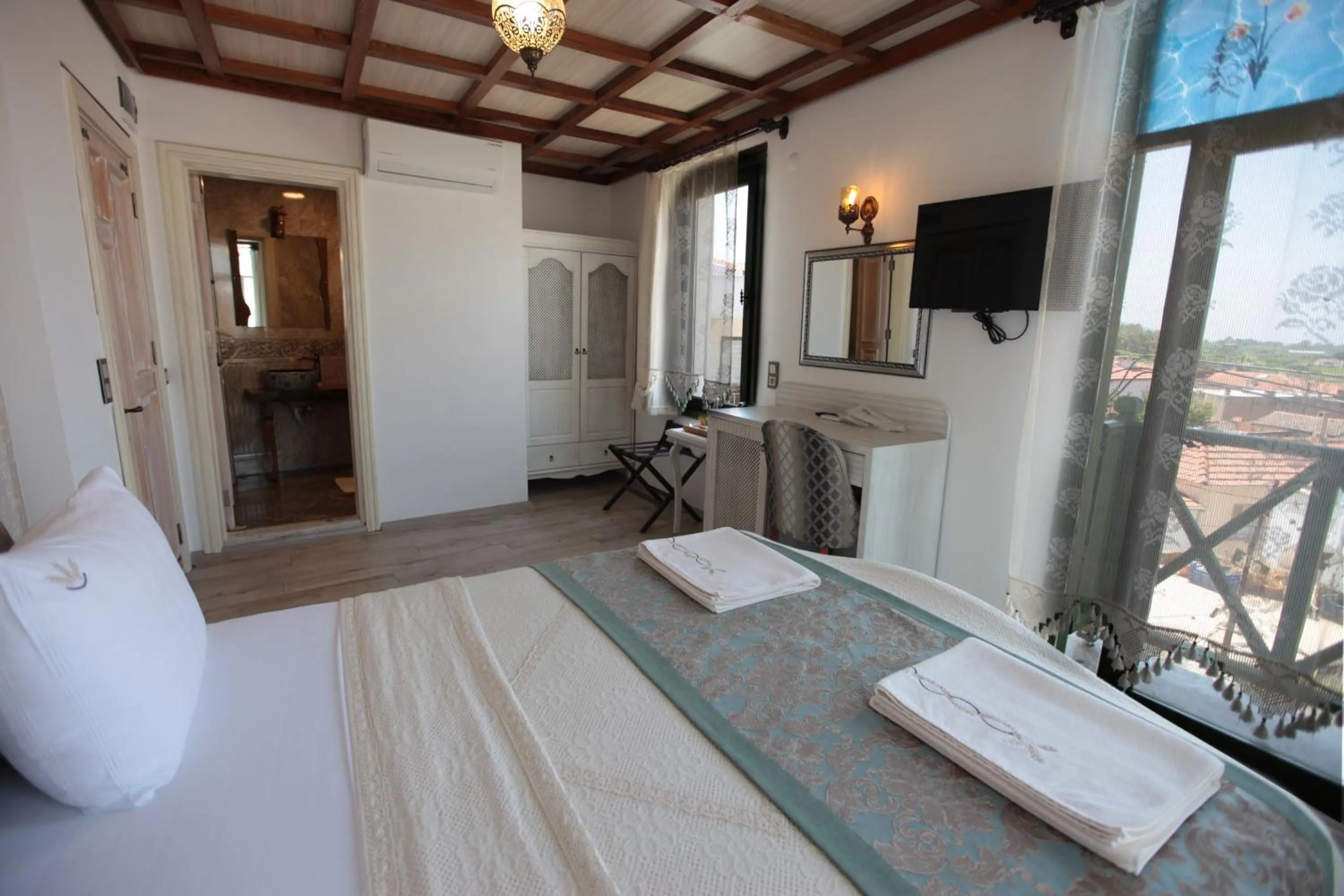 Photo of the whole room in Celsus Boutique Hotel