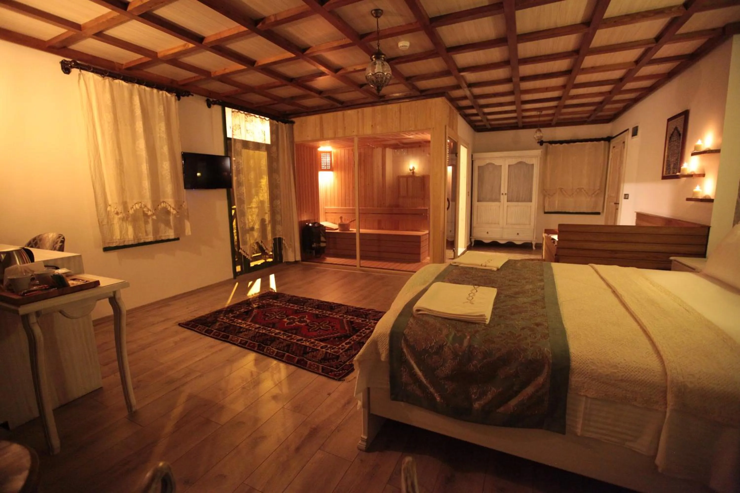 Hot Tub in Celsus Boutique Hotel