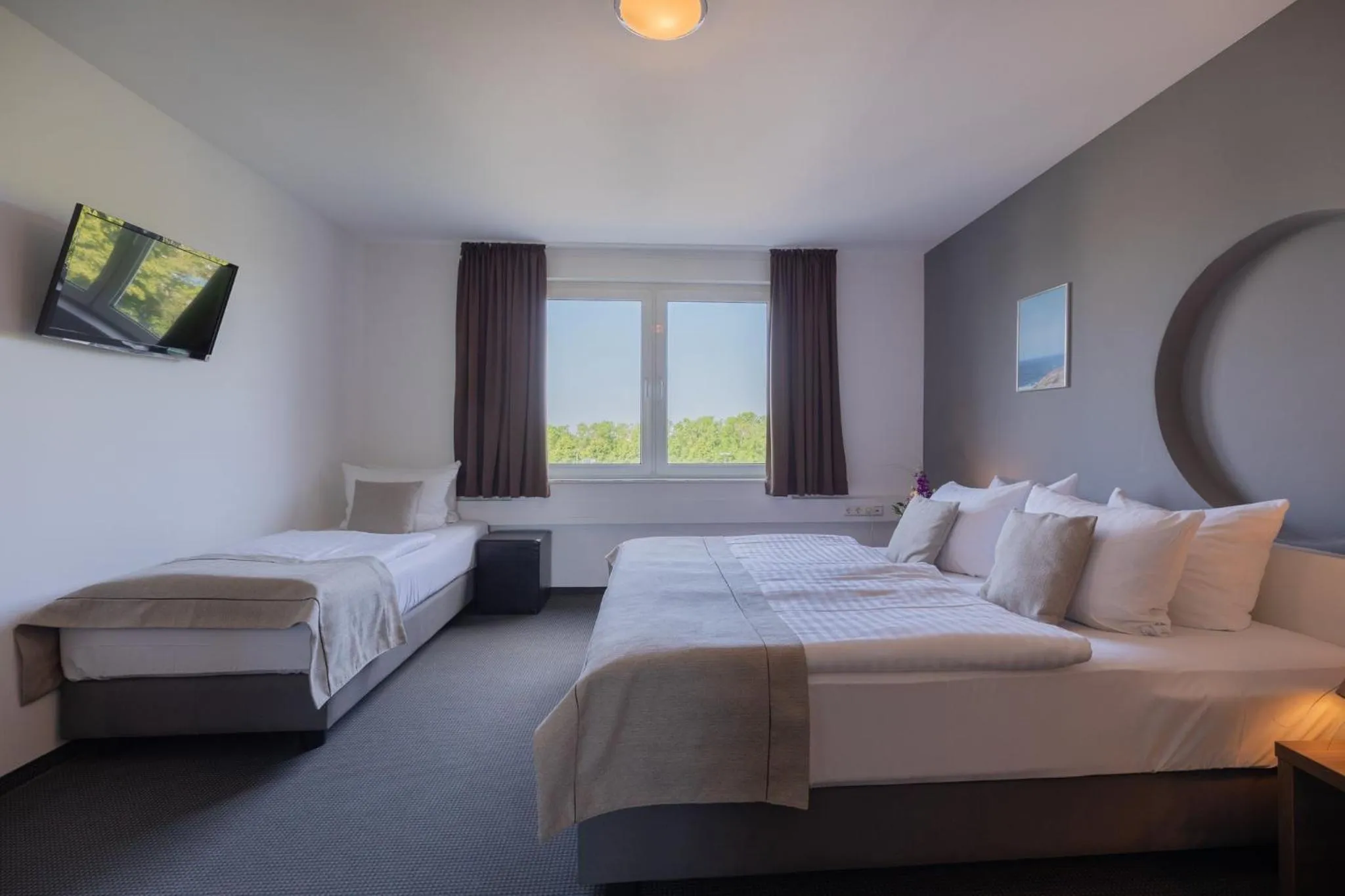 Photo of the whole room, Bed in Hotel Aviva