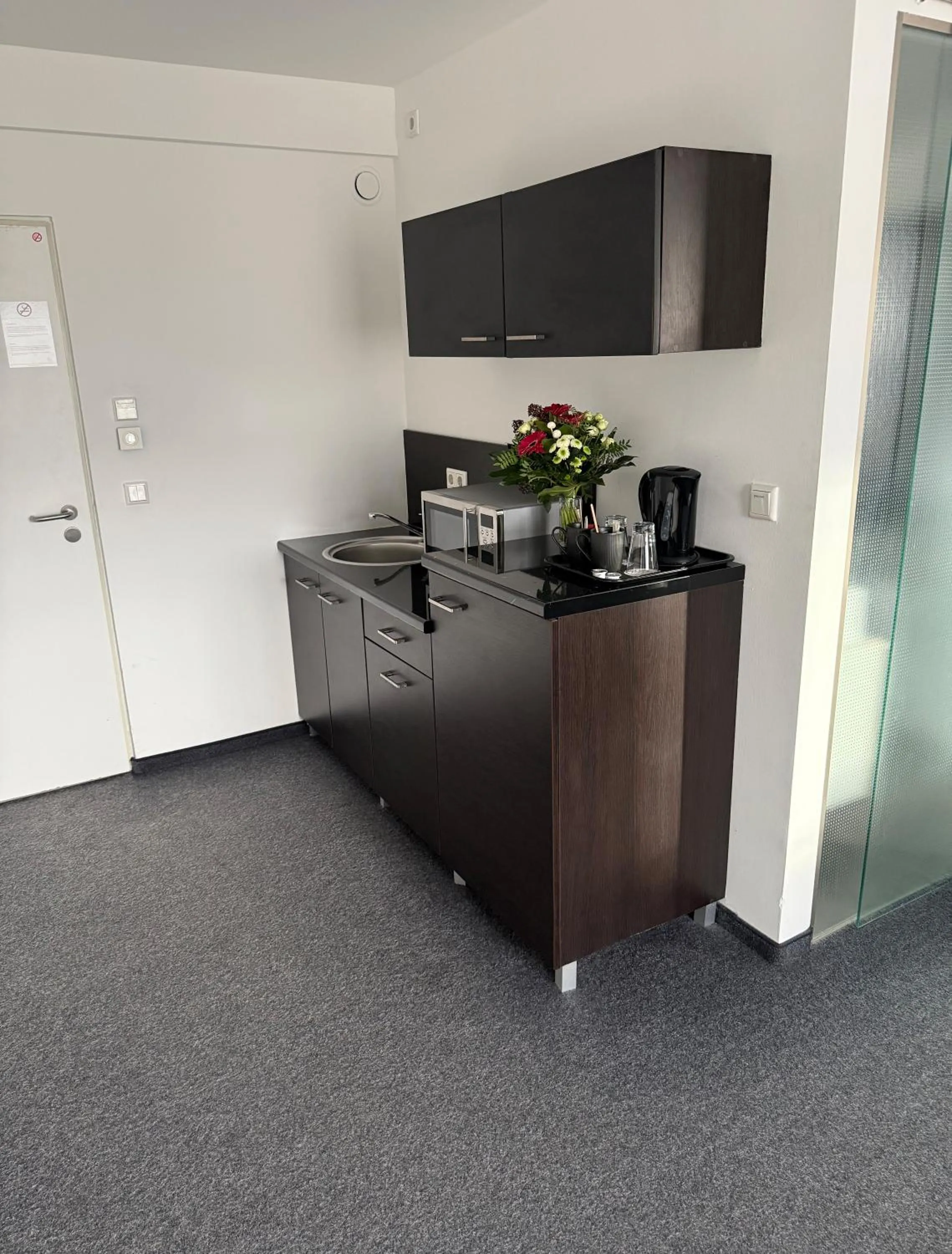 Photo of the whole room in Hotel Aviva