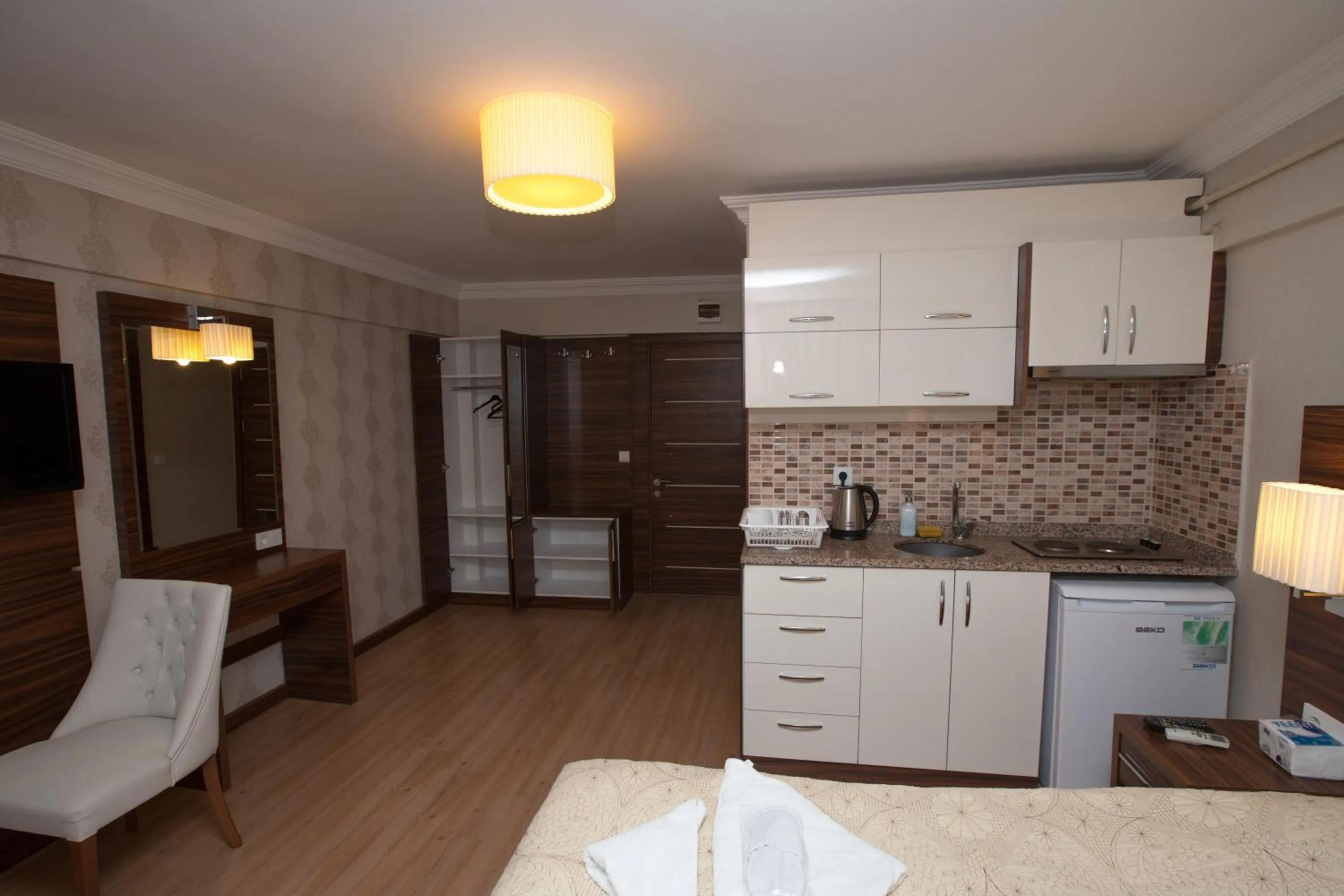 Photo of the whole room in City House