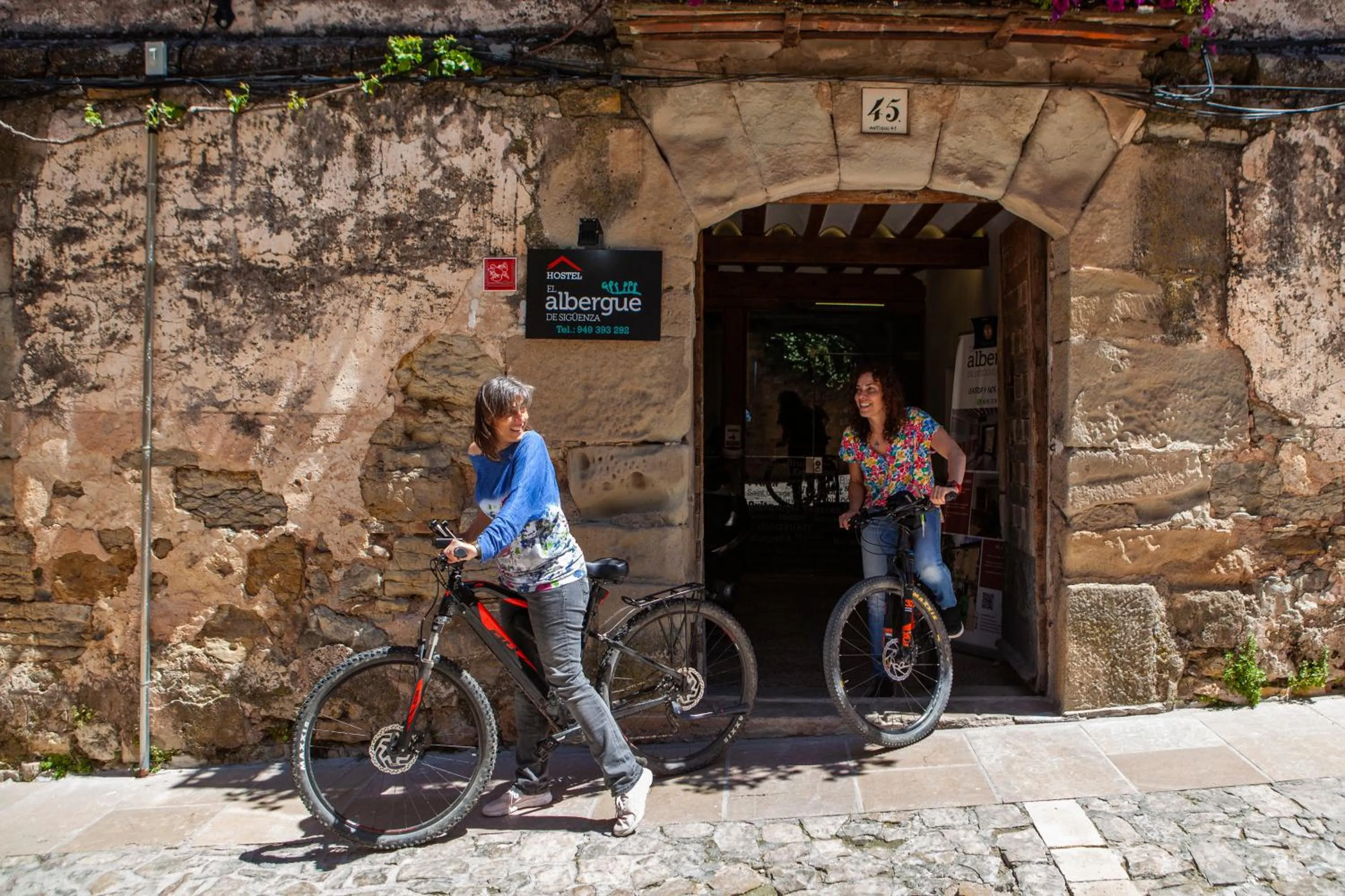 Facade/entrance in El Albergue de Sigüenza
