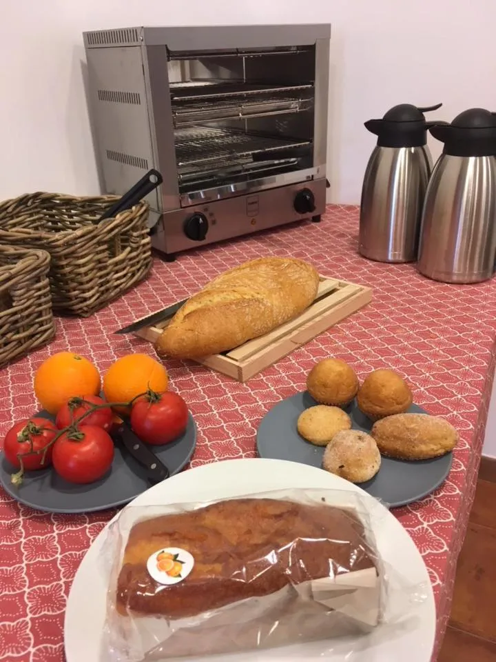 Breakfast in El Albergue de Sigüenza