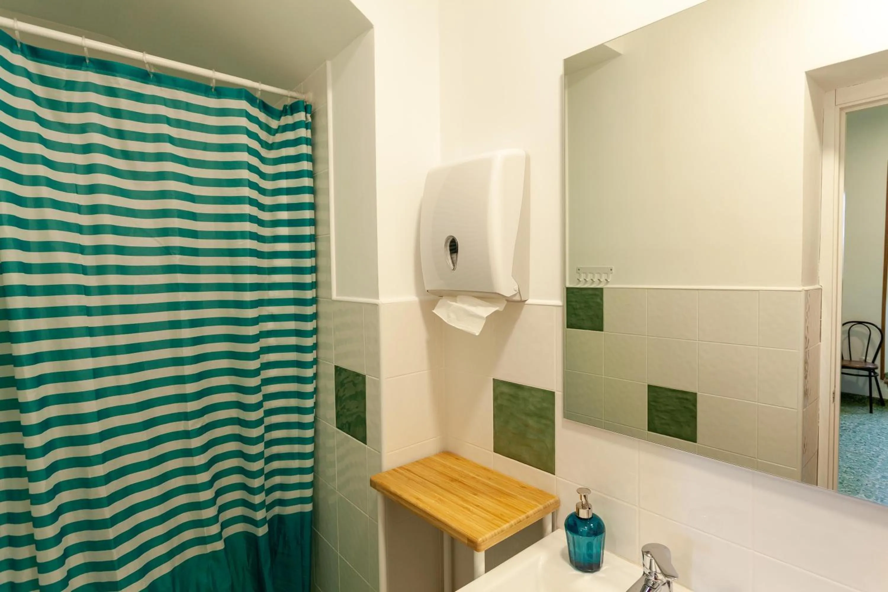 Bathroom in El Albergue de Sigüenza