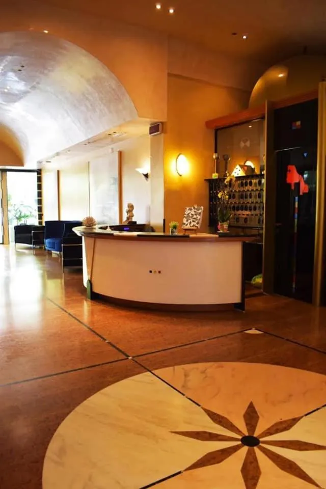 Lobby or reception in Hotel Miramare Et De La Ville