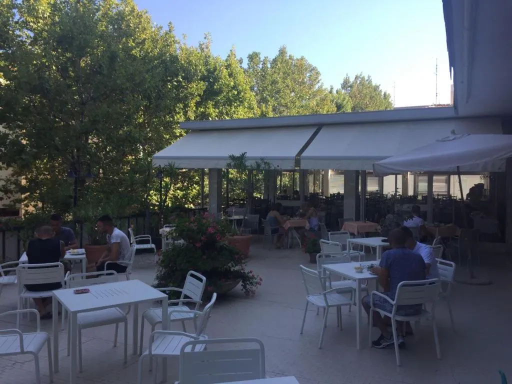 Hotel Miramare Et De La Ville