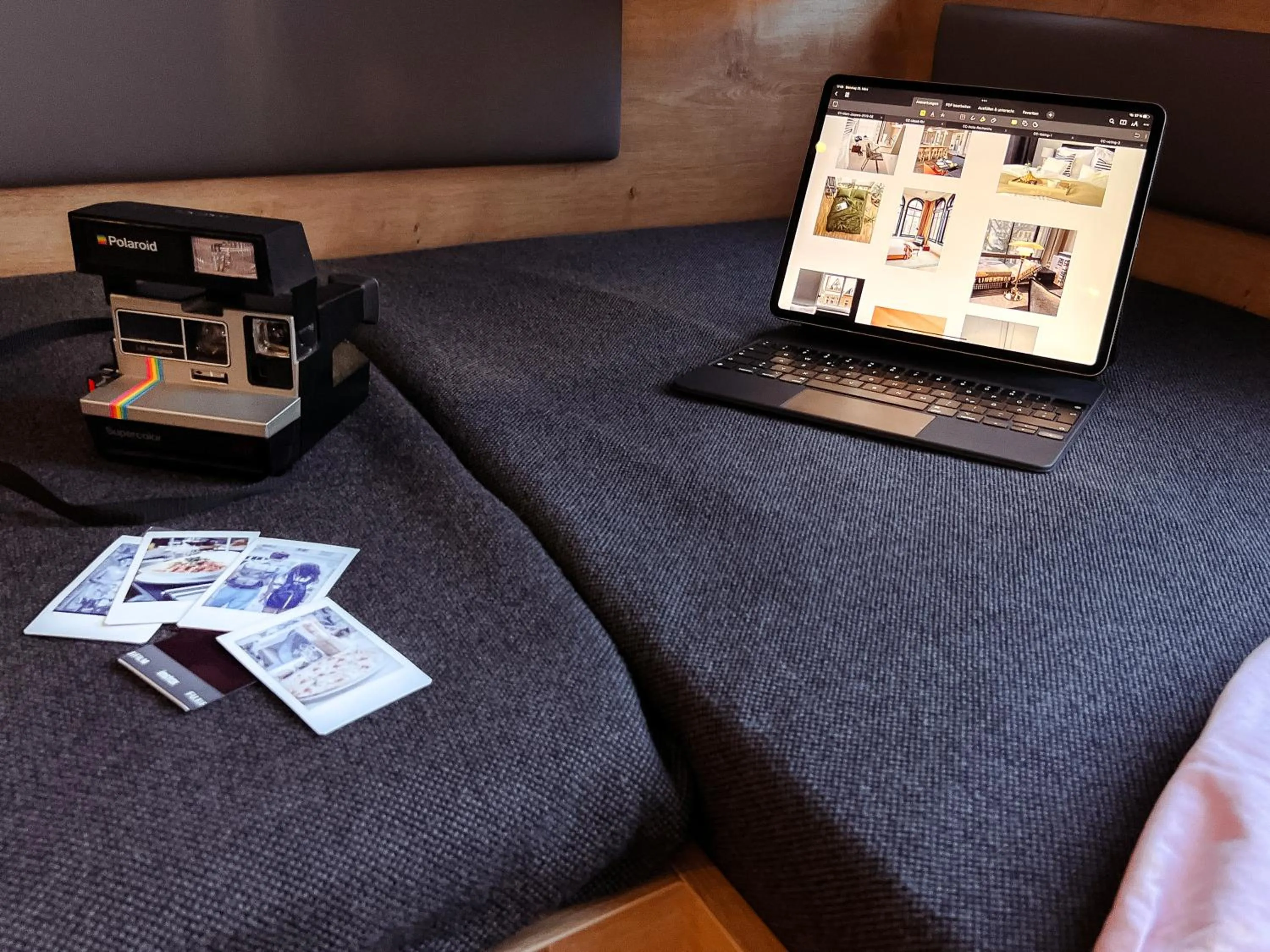 Photo of the whole room, Bed in aletto Hotel Kudamm