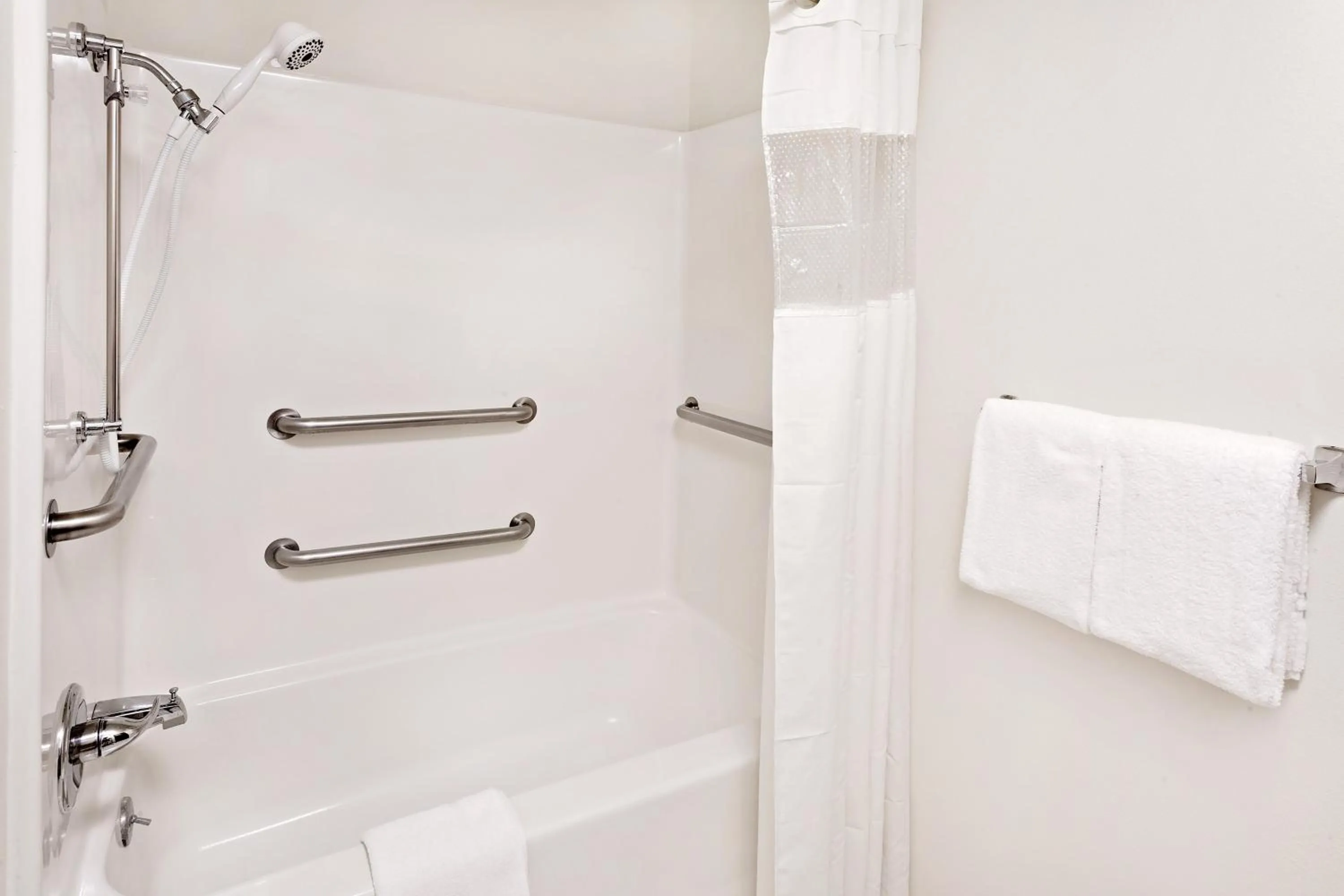 Bathroom in Baymont by Wyndham St. Joseph/Stevensville