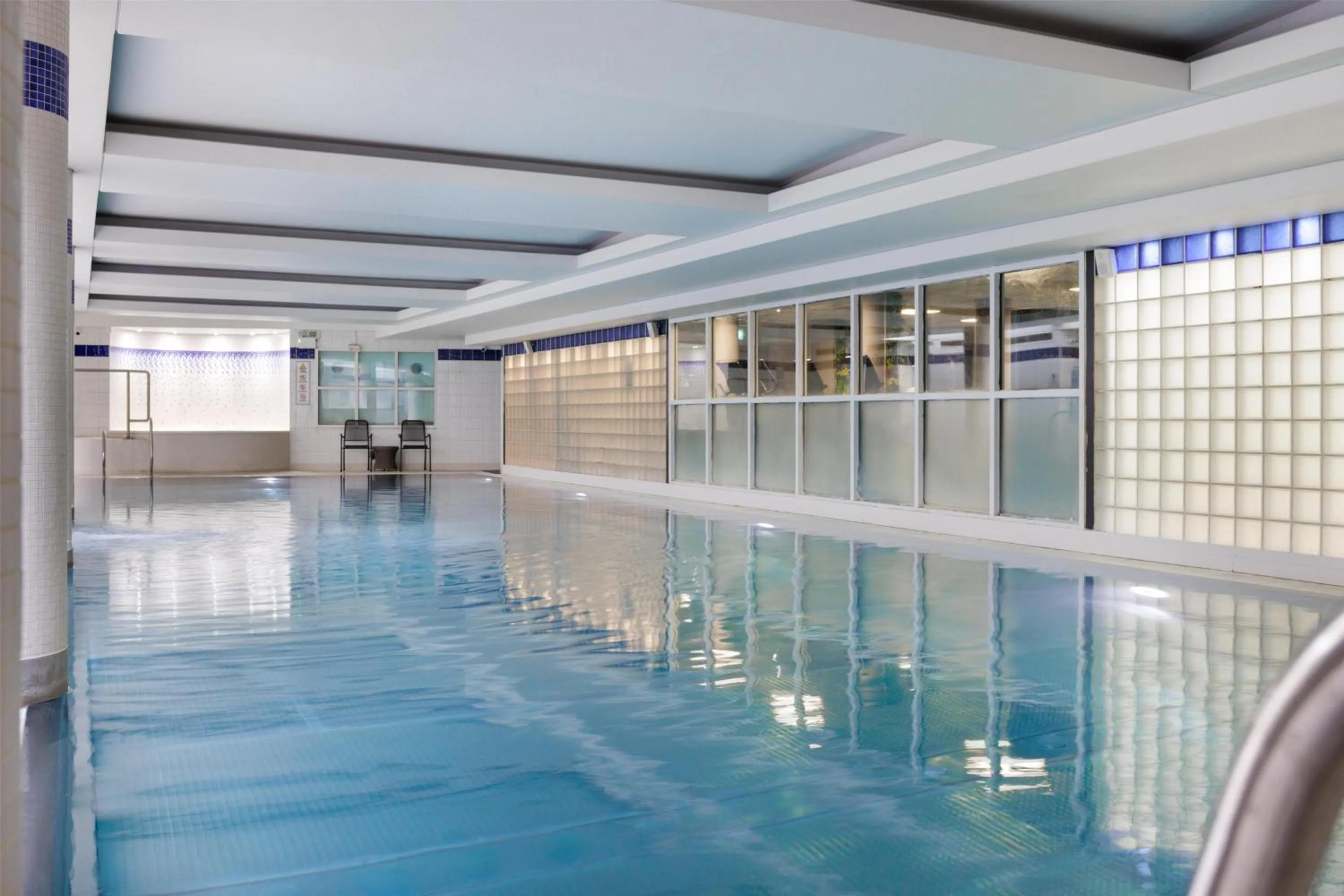 Pool view in Hilton Cardiff