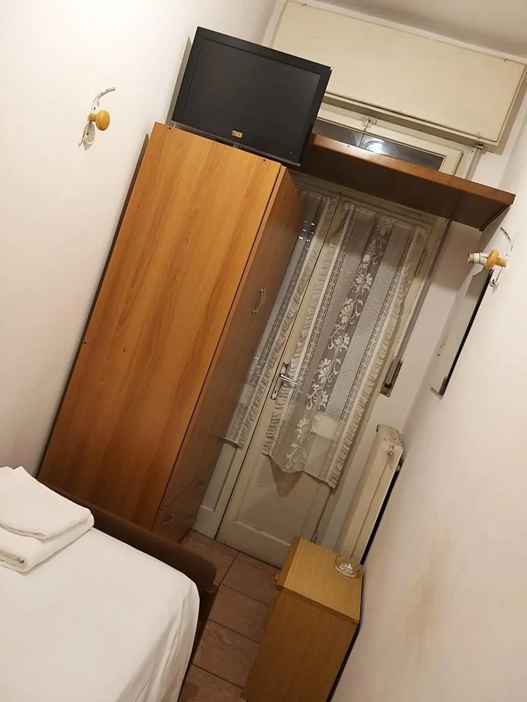 TV and multimedia, Bed in Hotel Amba Alagi