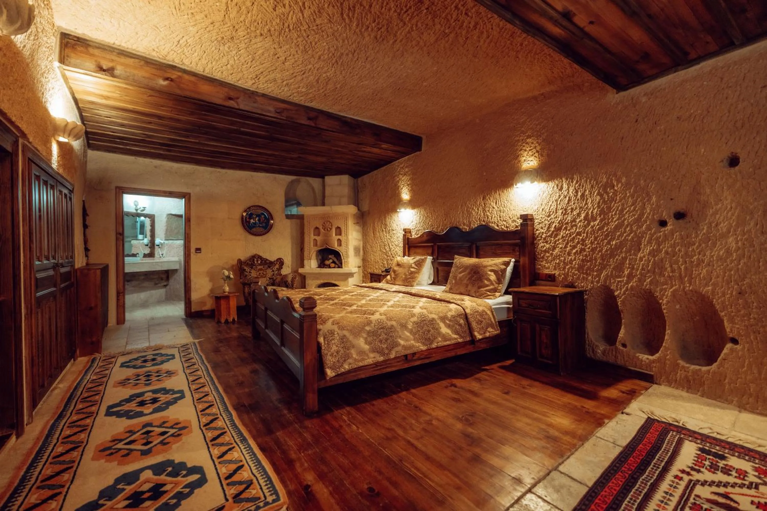 Photo of the whole room, Bed in Melis Cave Hotel