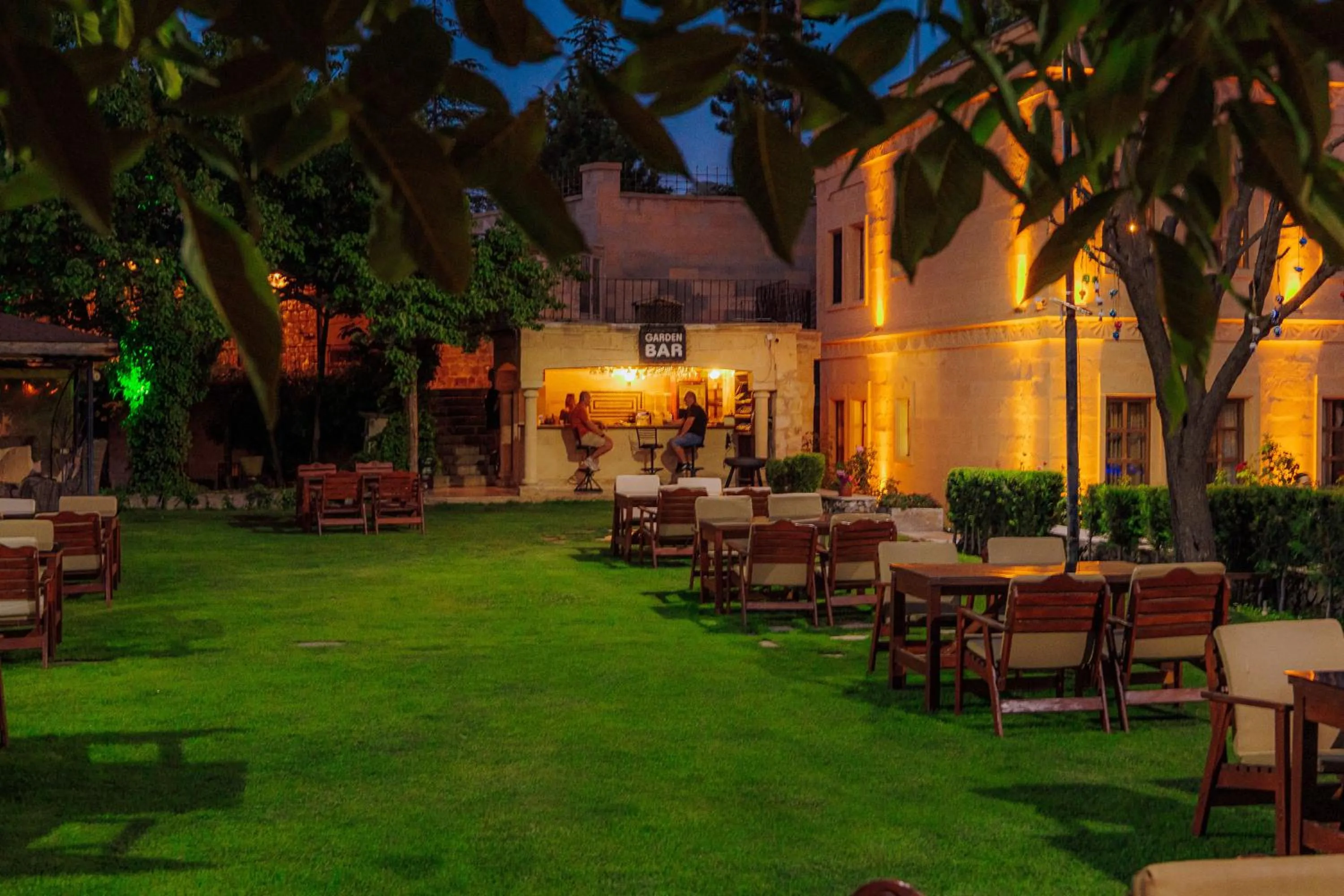 Garden in Melis Cave Hotel