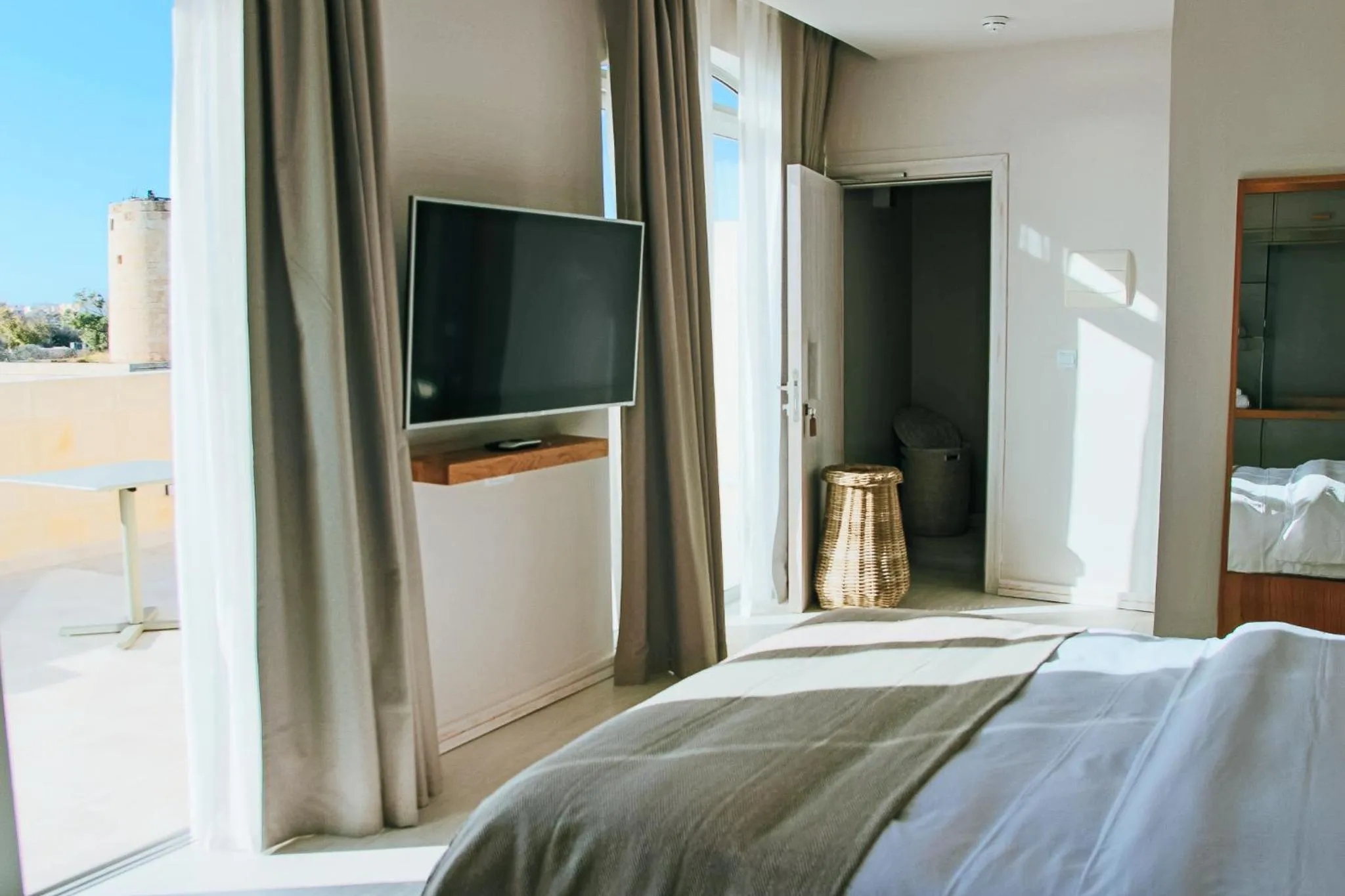 TV and multimedia, Bed in Villa dei Venti