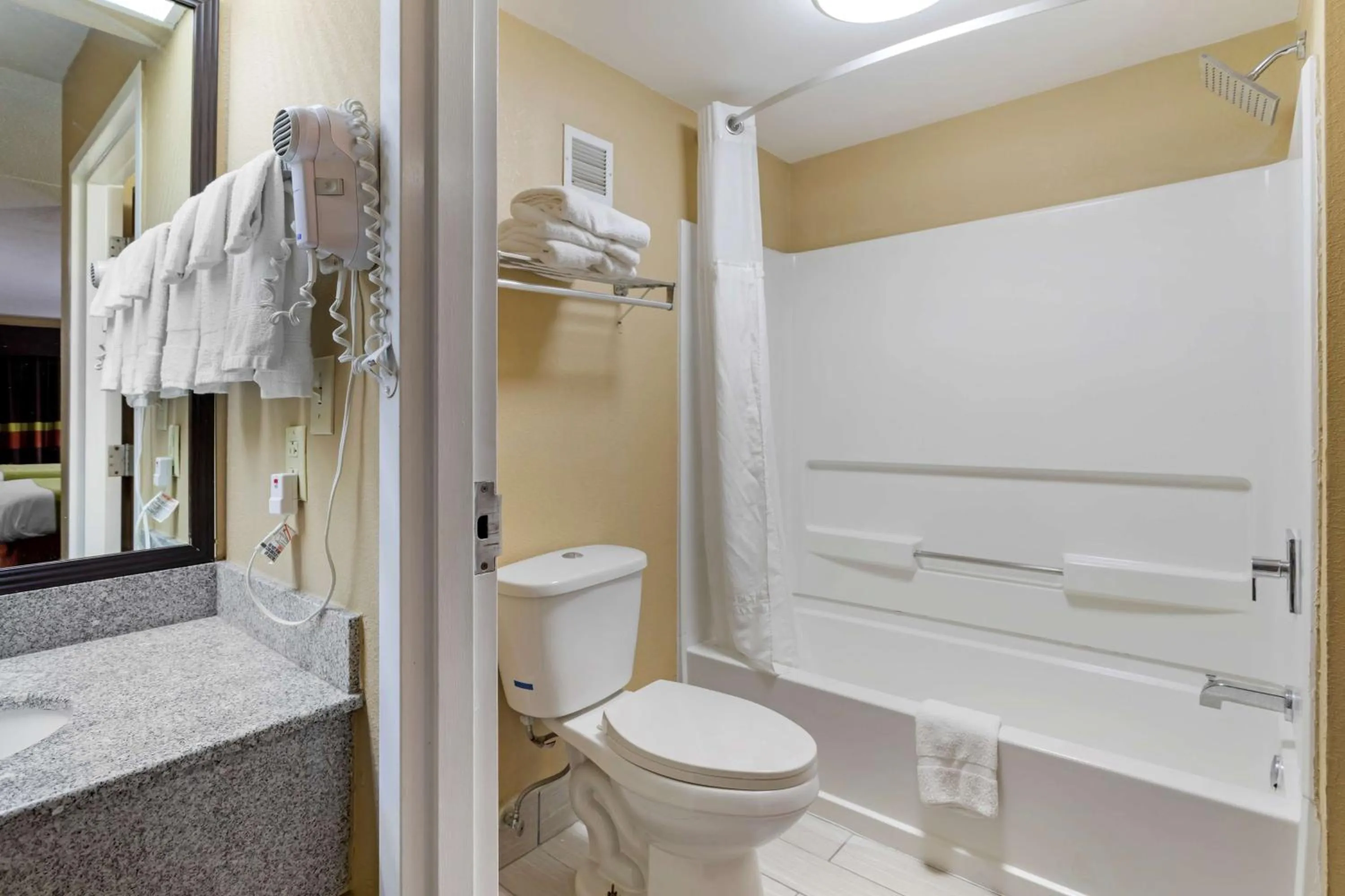 Photo of the whole room in SureStay Hotel by Best Western Lenoir City