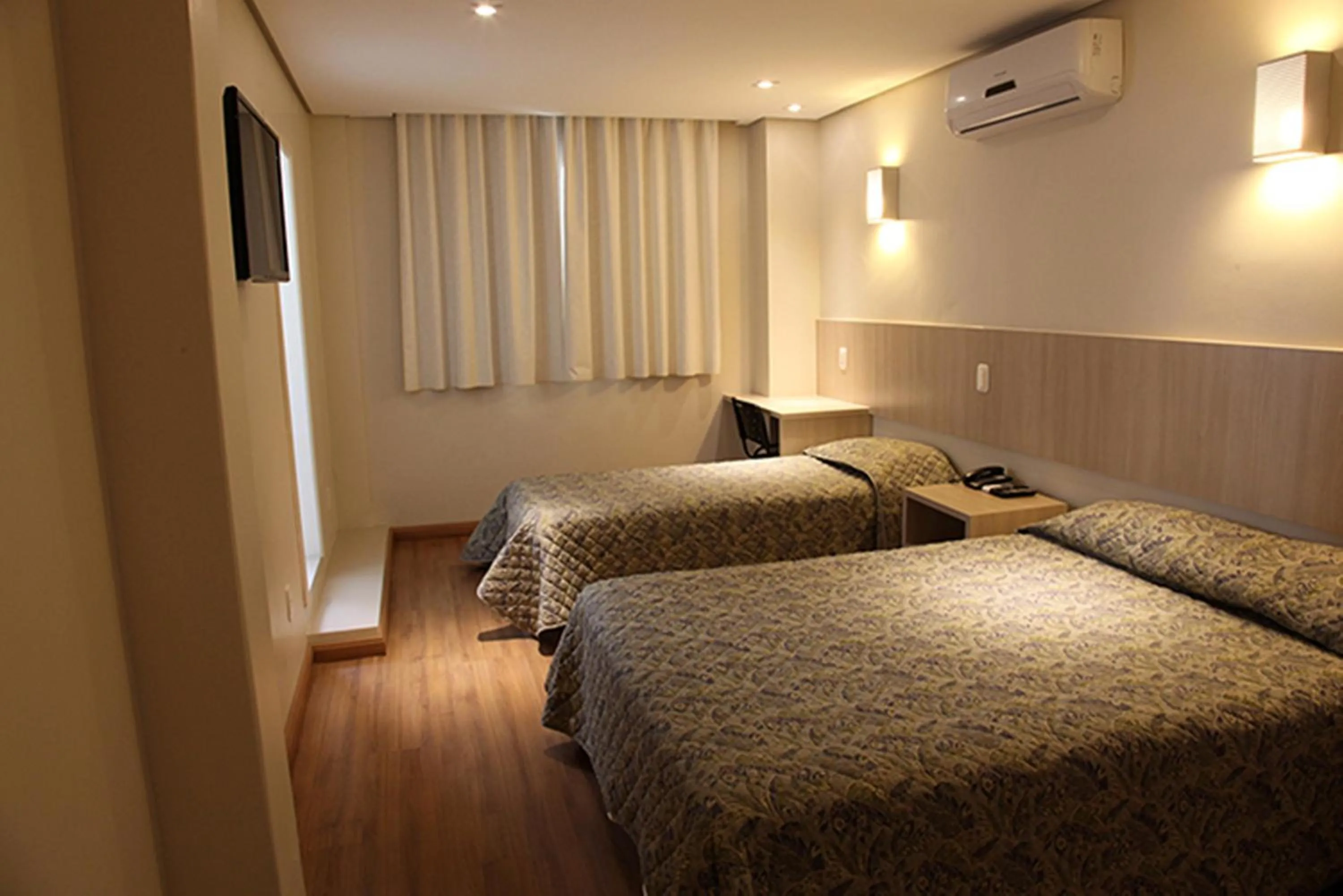 Bedroom, Bed in Golden Hotel - O MAIS CENTRAL - Pet Friendly
