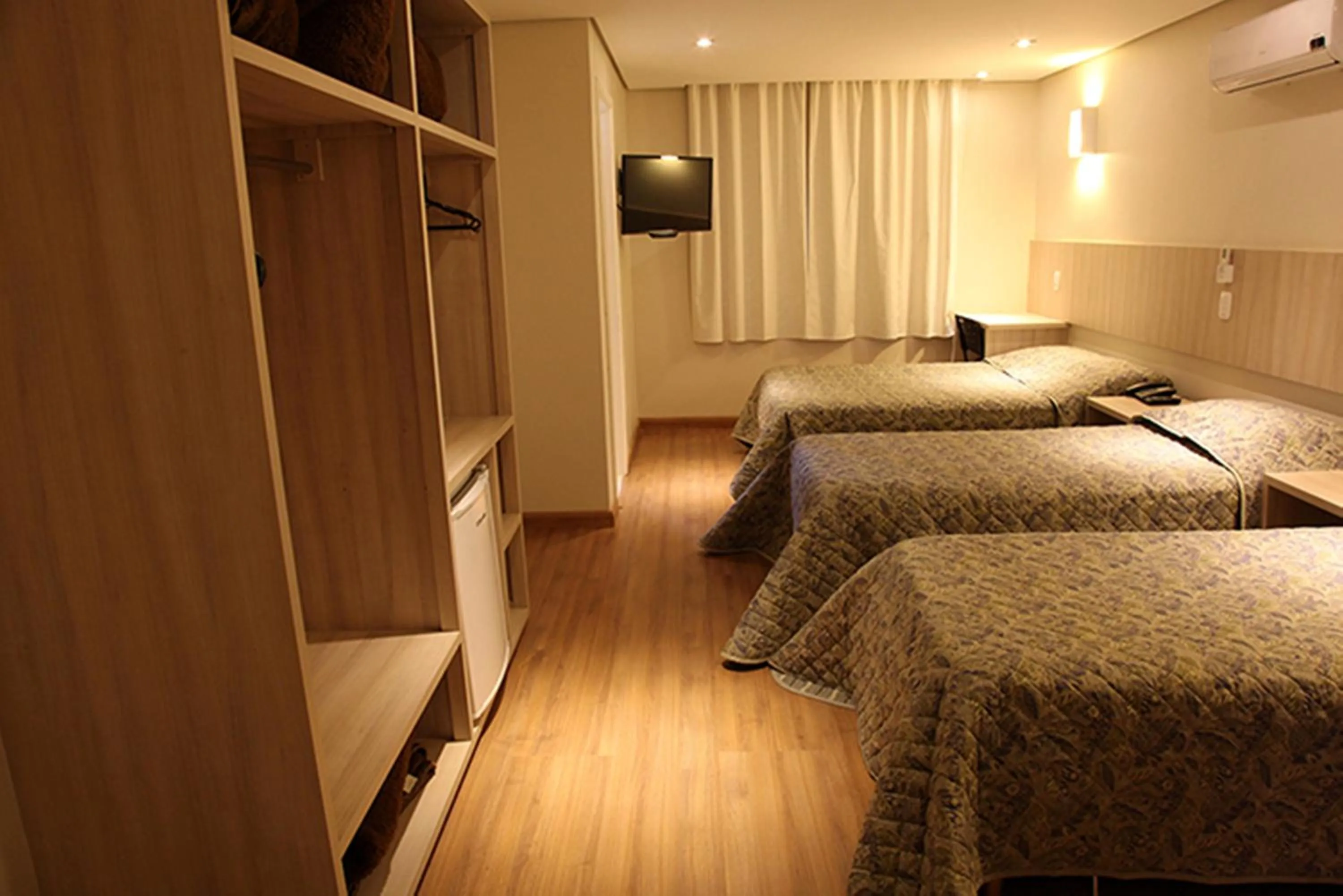 Bedroom, Bed in Golden Hotel - O MAIS CENTRAL - Pet Friendly