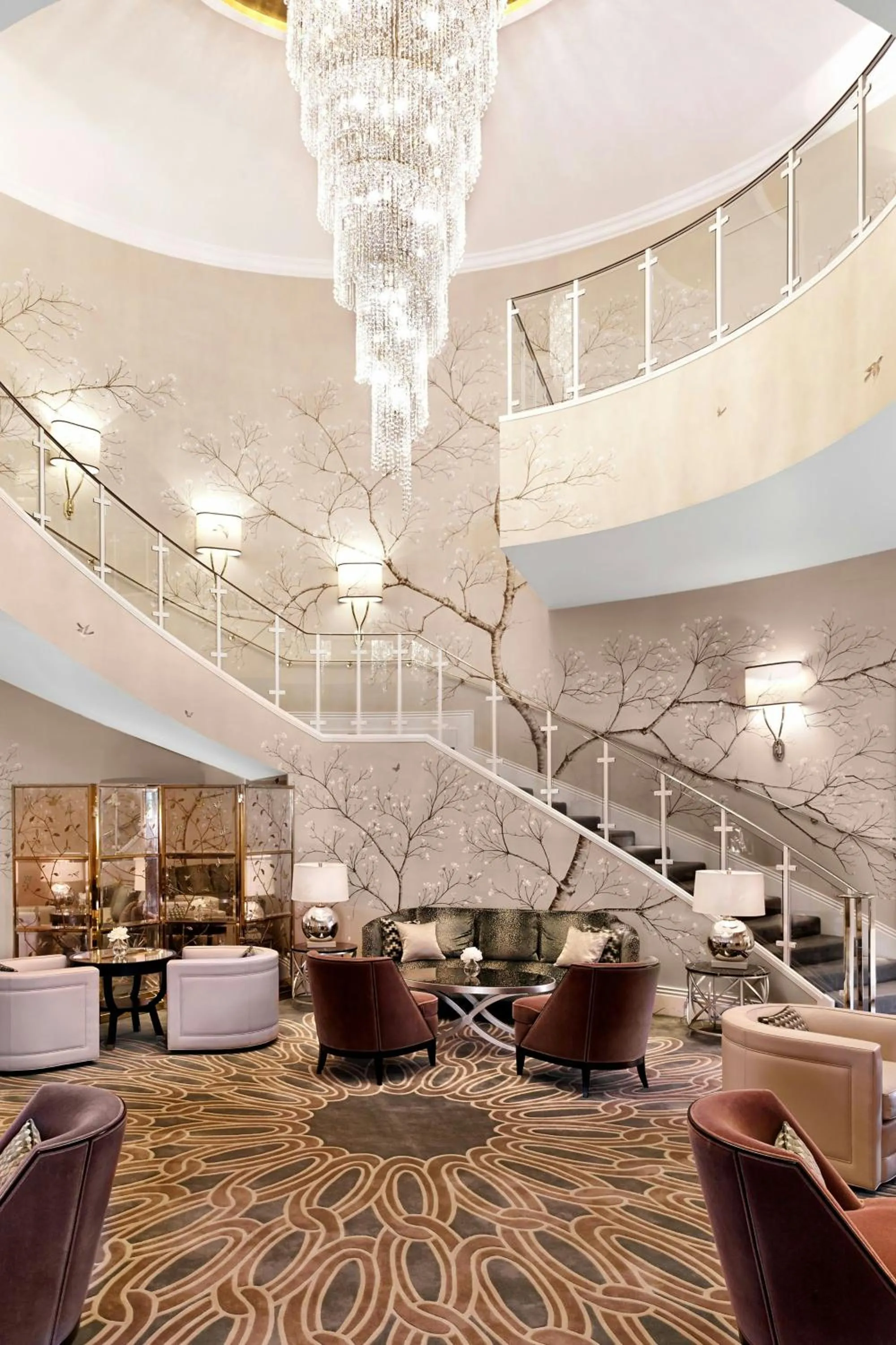 Lounge or bar in The Park Tower Knightsbridge, a Luxury Collection Hotel, London