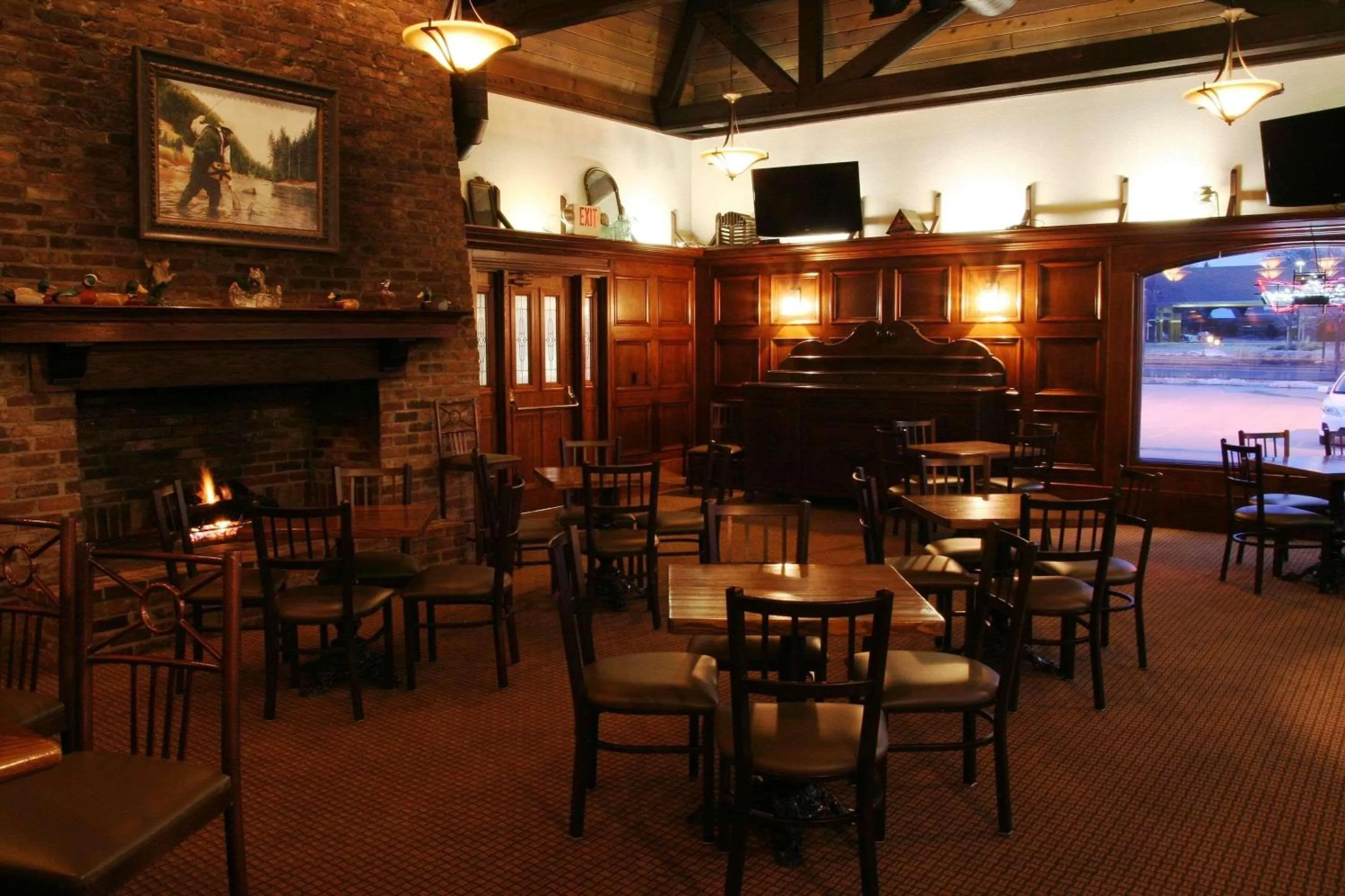 Lounge or bar in Country Inn & Suites by Radisson, Chanhassen, MN