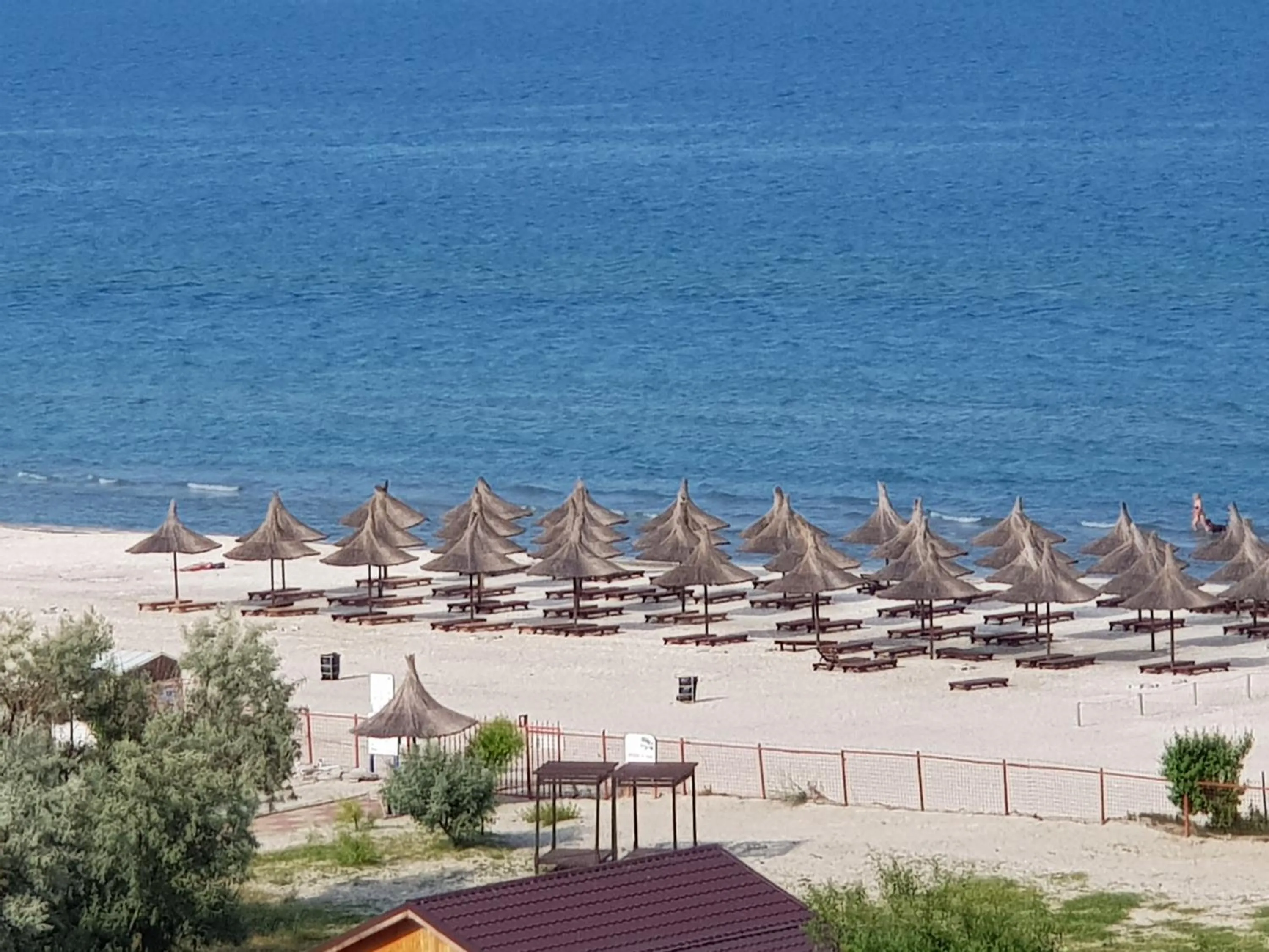 Beach in Lotus 7 Silver