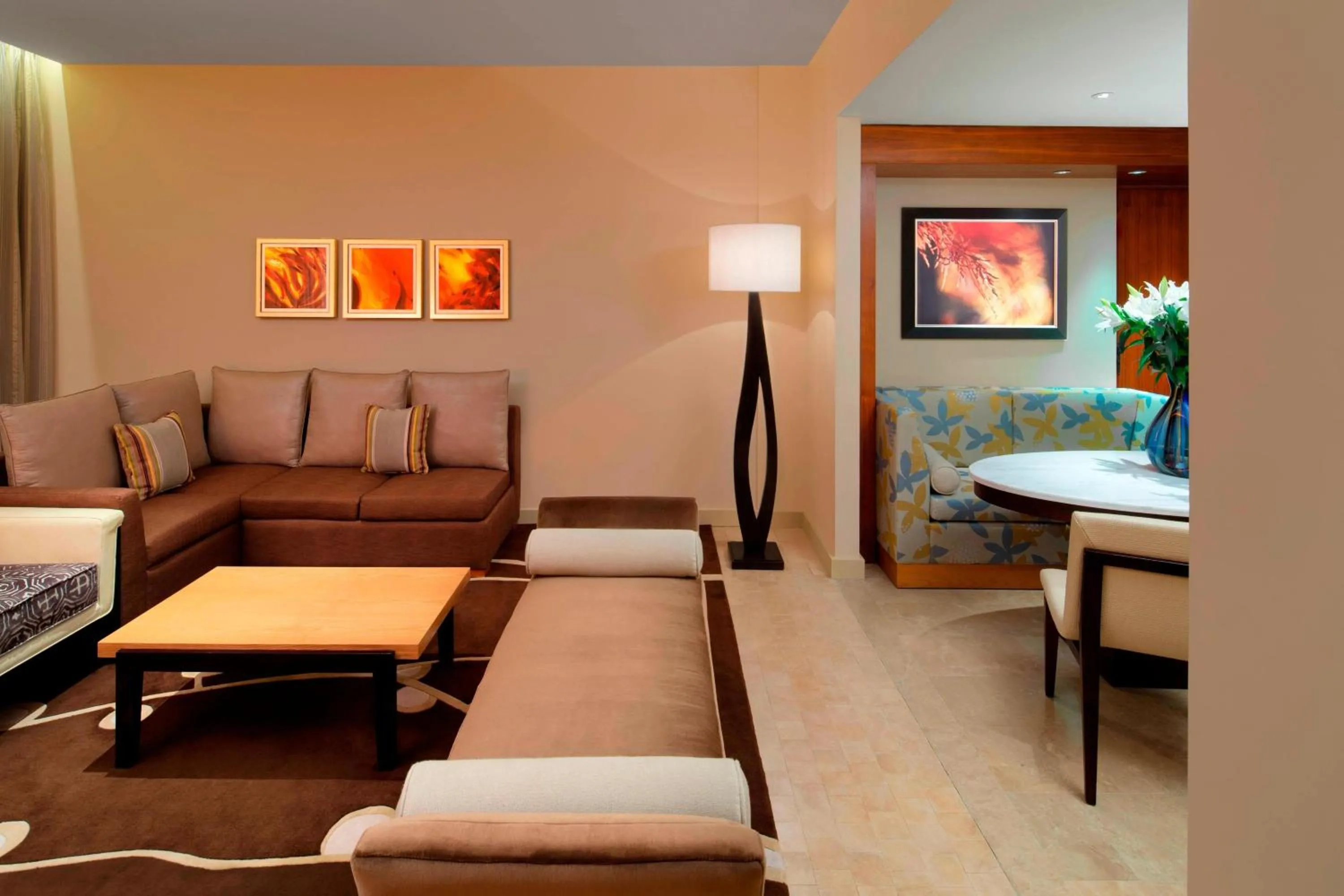 Living room in VOGO Abu Dhabi Golf Resort & Spa Formerly The Westin Abu Dhabi Golf Resort & Spa