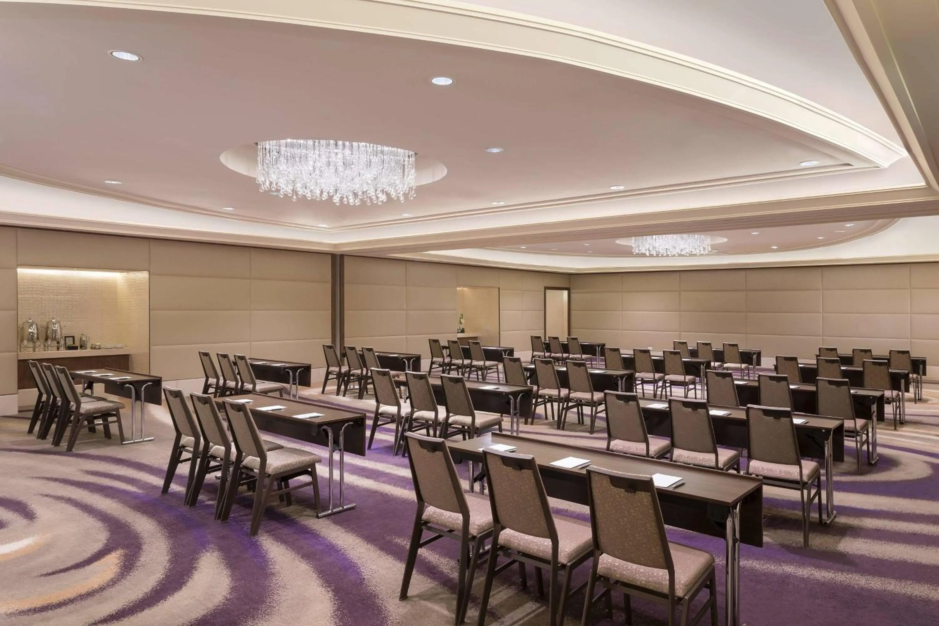 Meeting/conference room in VOGO Abu Dhabi Golf Resort & Spa Formerly The Westin Abu Dhabi Golf Resort & Spa