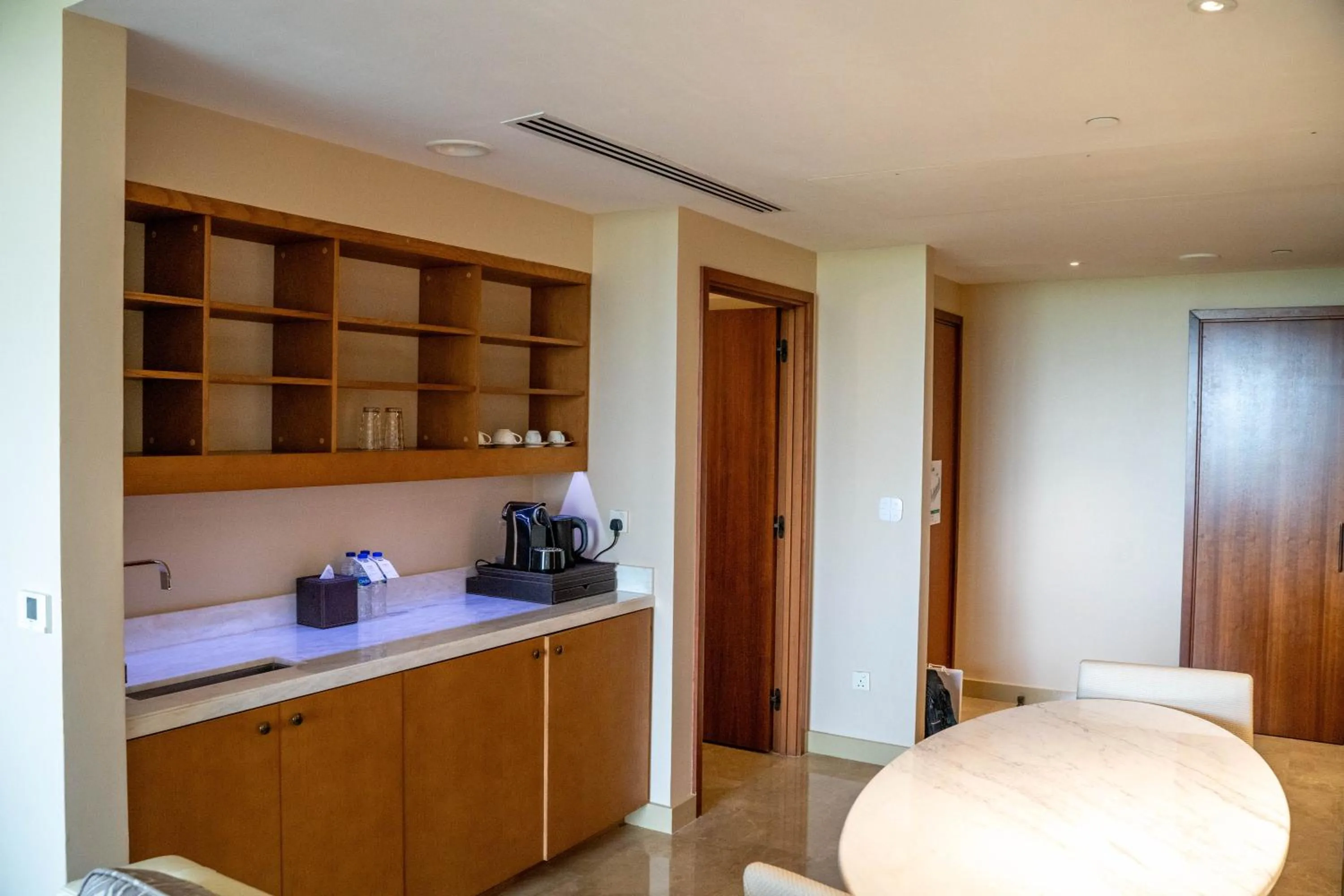 Coffee/tea facilities in VOGO Abu Dhabi Golf Resort & Spa Formerly The Westin Abu Dhabi Golf Resort & Spa