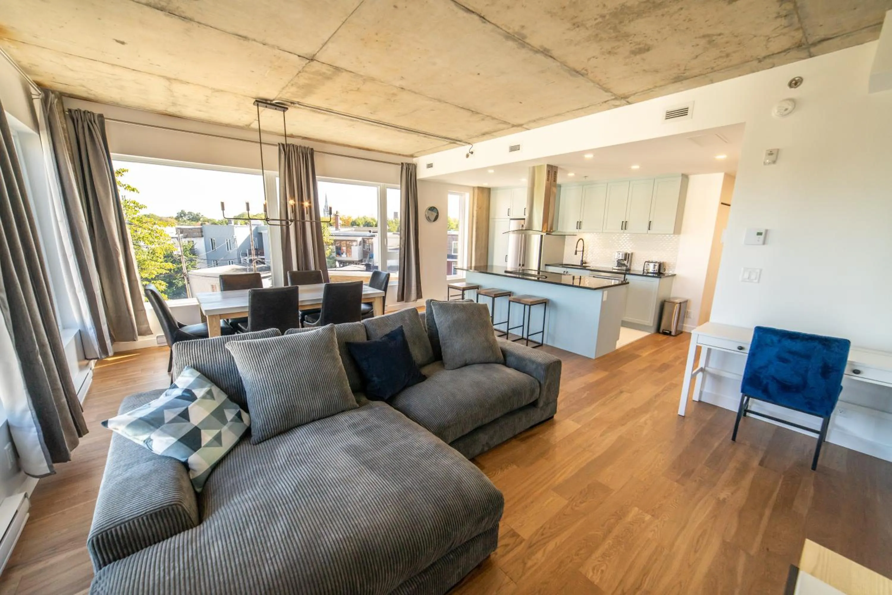 Living room in Aux Havres Urbains - Le Penthouse de la 3ième Avenue