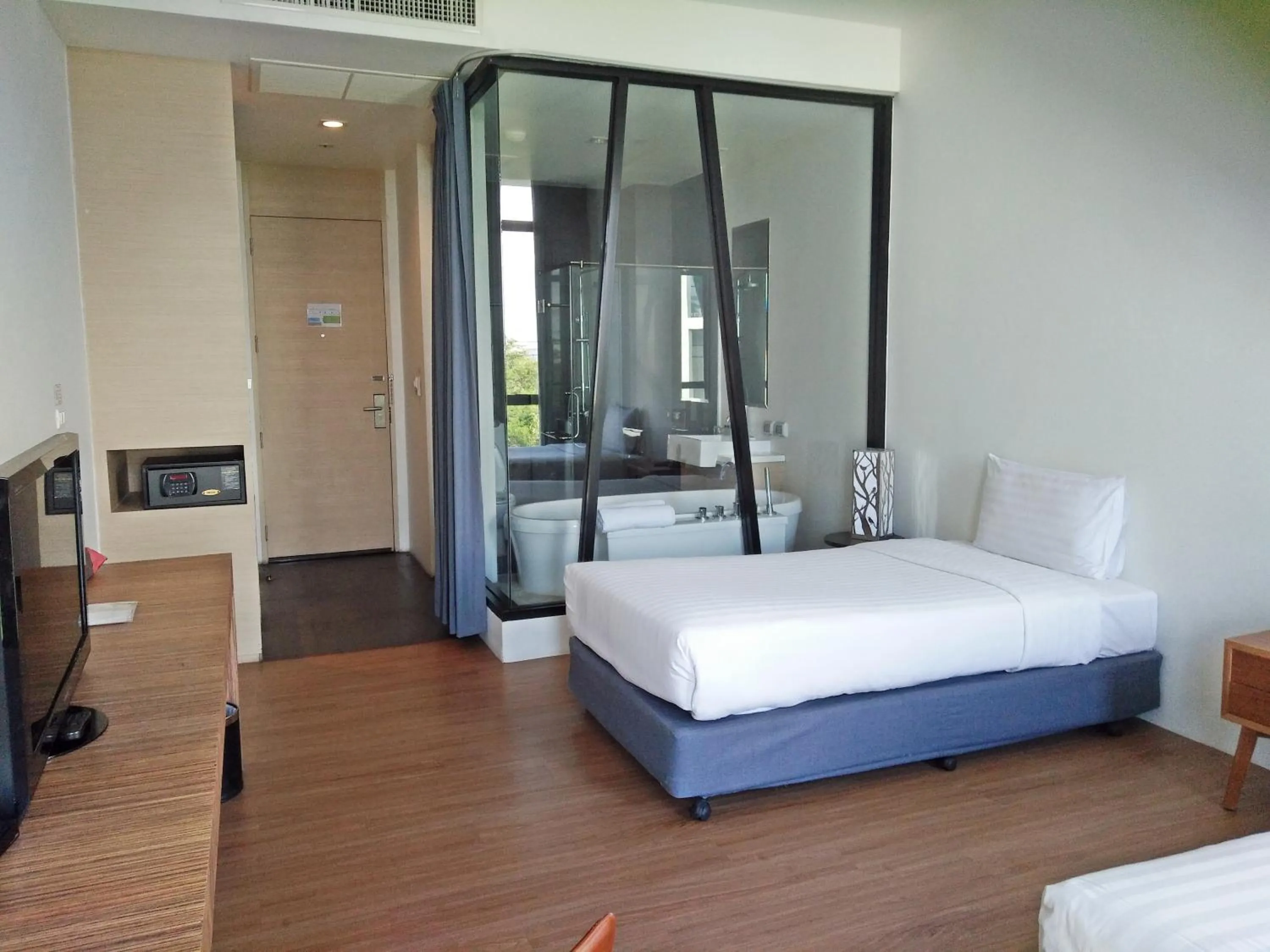 Bed in Vismaya Suvarnabhumi Hotel