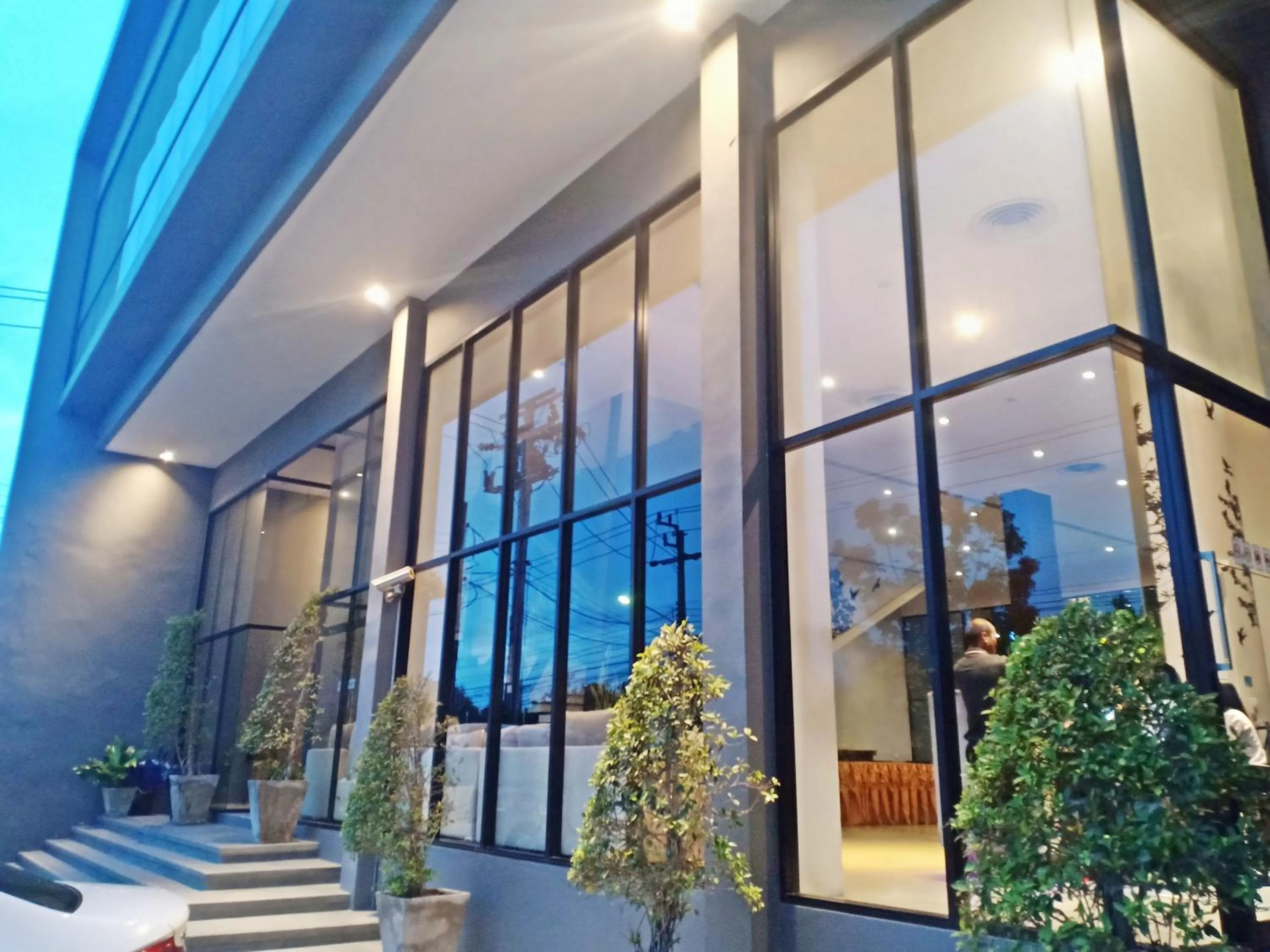 Facade/entrance in Vismaya Suvarnabhumi Hotel